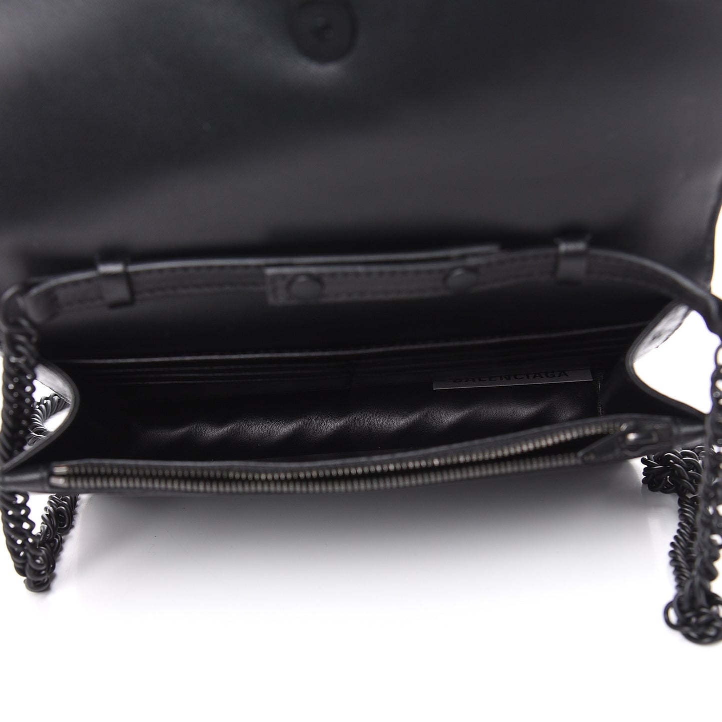 Shiny Goatskin Logo Embossed Monochrome BB Wallet On Chain Black