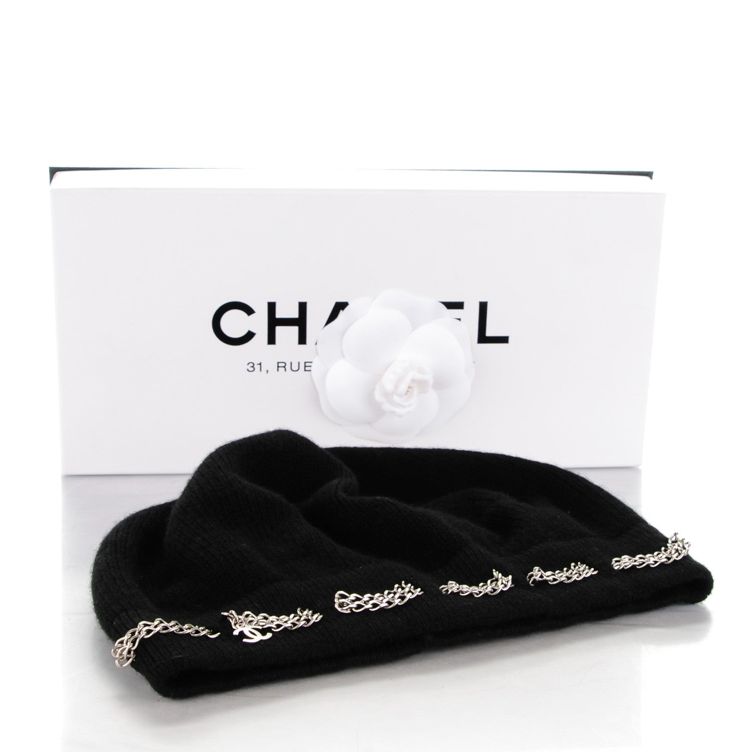 Chanel Cashmere Chain CC Beanie Black 5 of 5