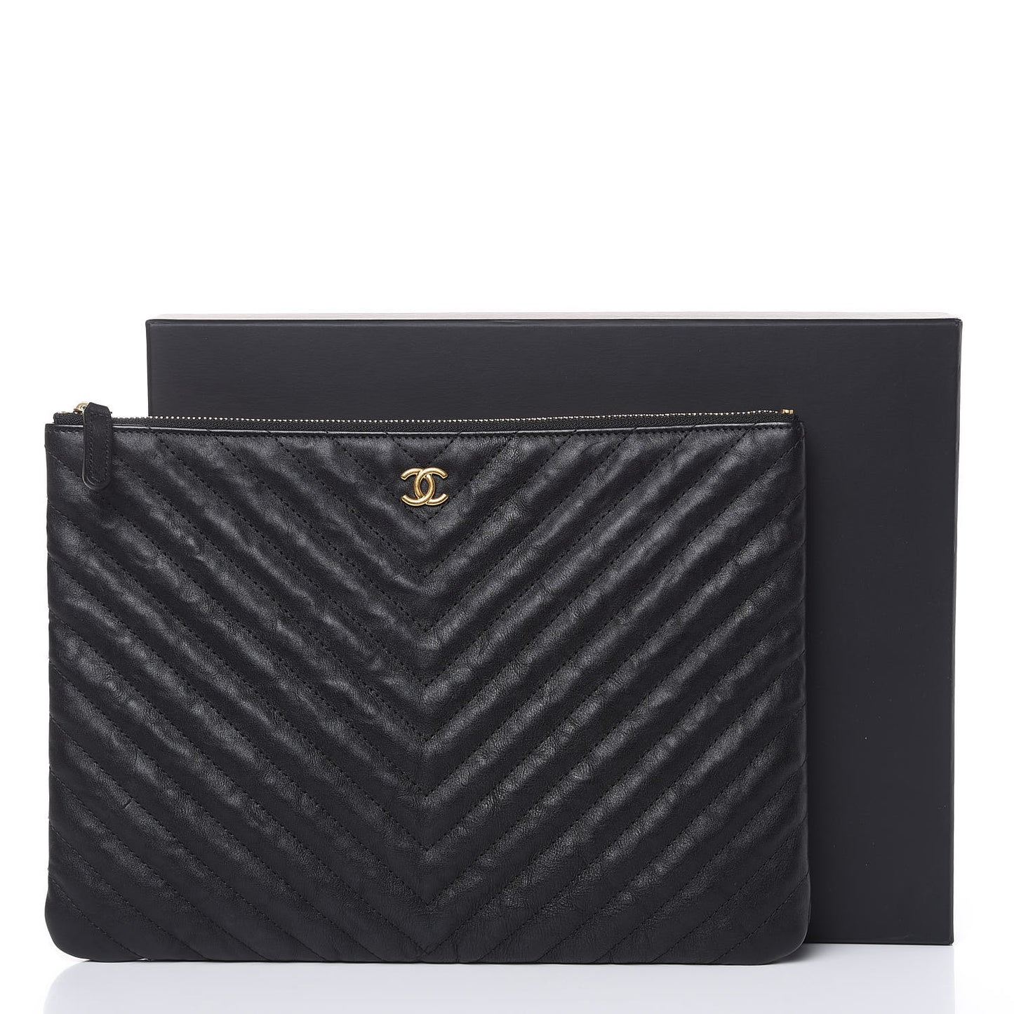 Crumpled Calfskin Chevron Quilted Medium Cosmetic Case Black