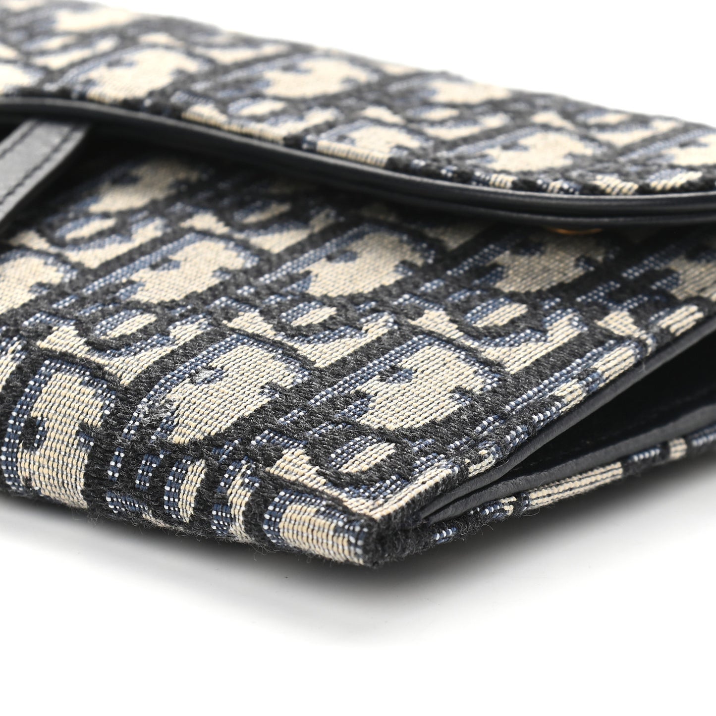 Oblique Saddle Chain Long Wallet Blue