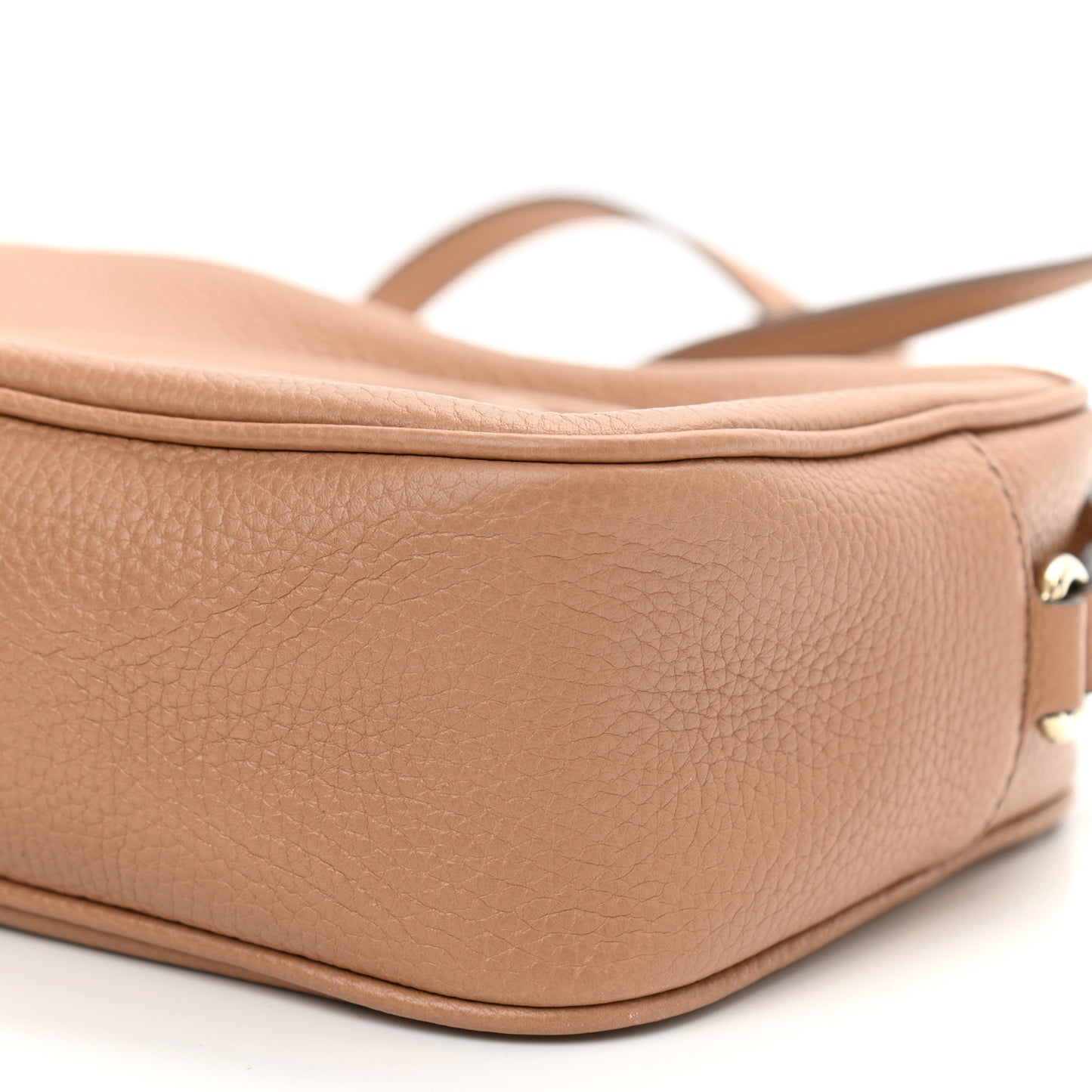 Pebbled Calfskin Small Soho Disco Bag Camelia