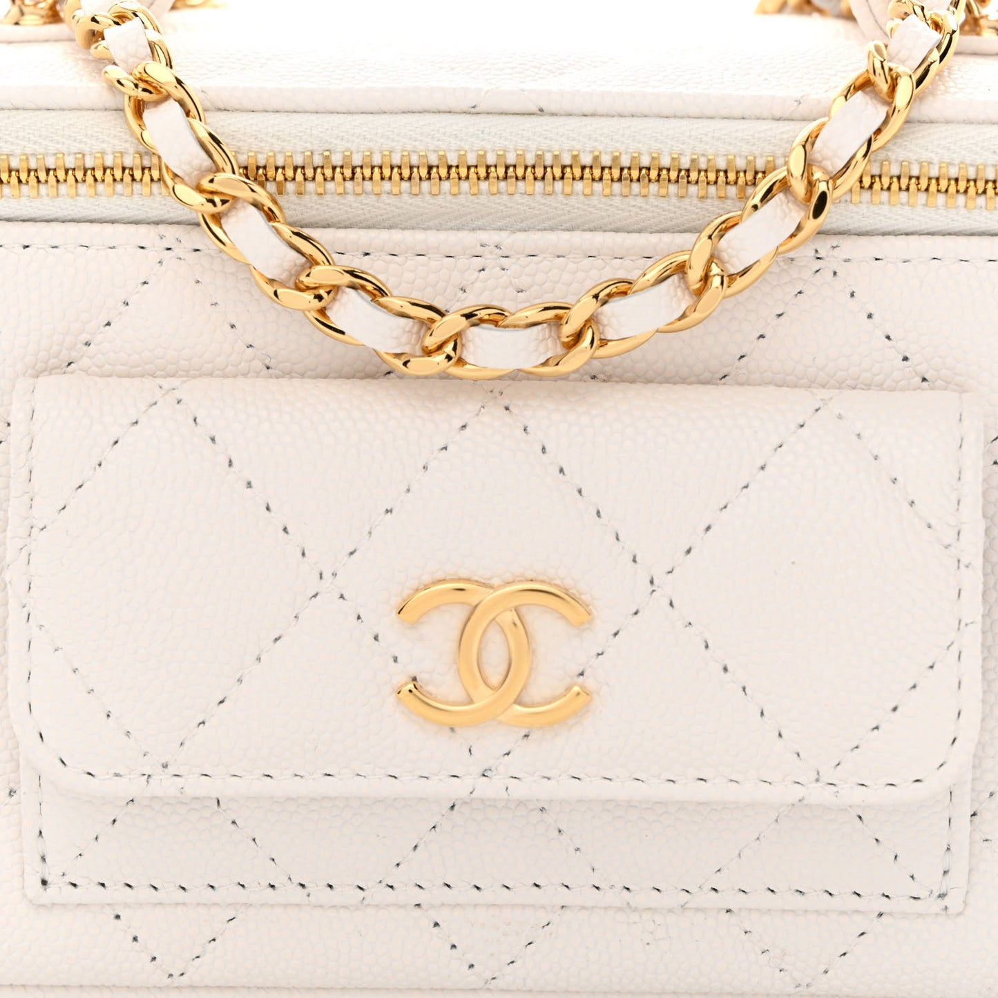Caviar Quilted Polly Pocket East West Top Vanity With Chain White