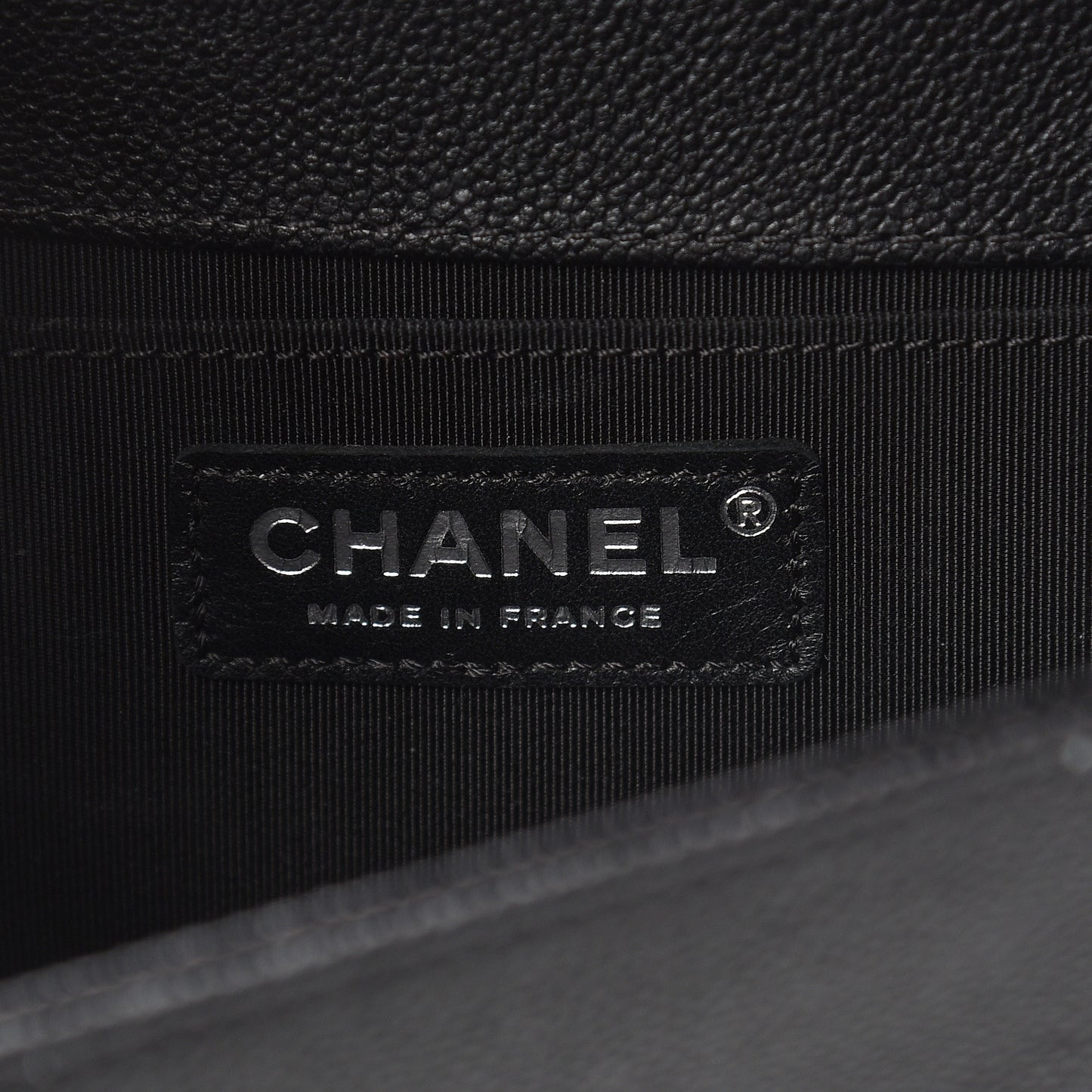 Caviar Quilted Medium Boy Flap Black