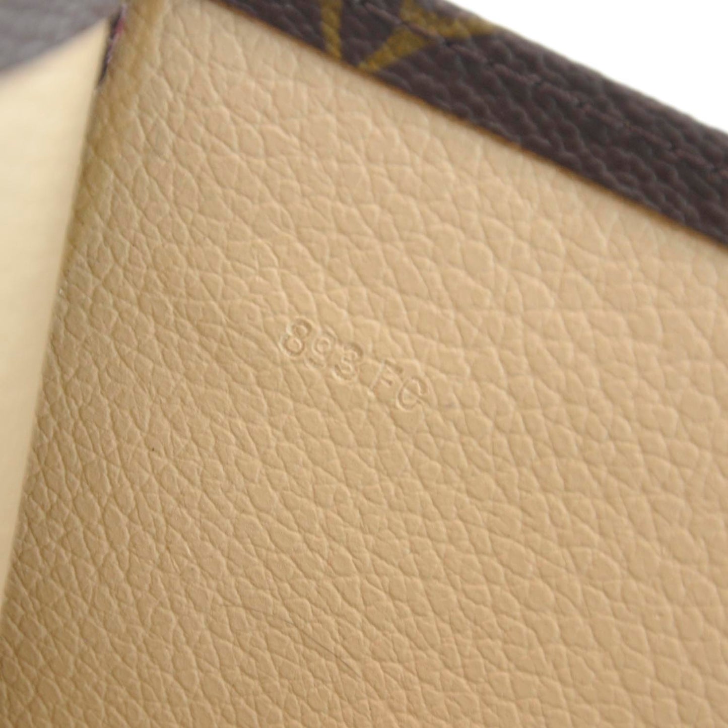 Monogram Sac Plat