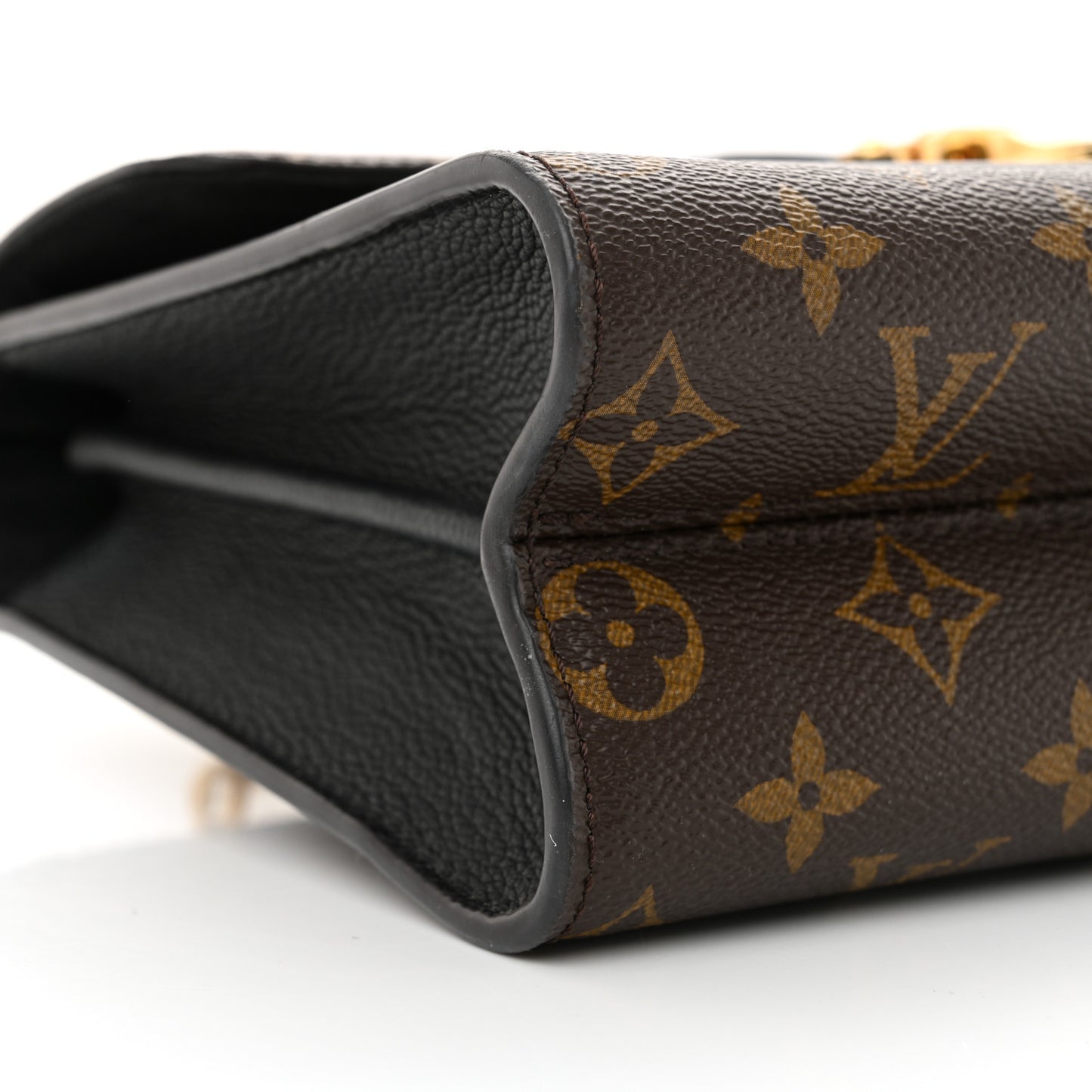 Monogram Victoire Black