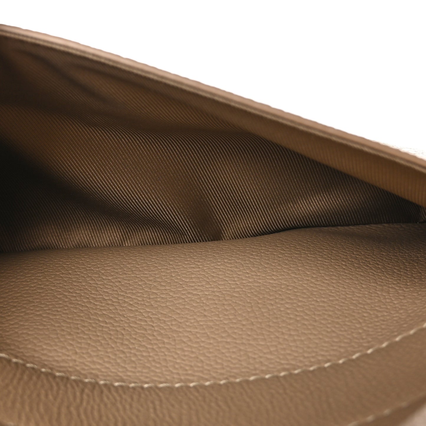 Calfskin Aerogram Fastline Messenger Sable Beige