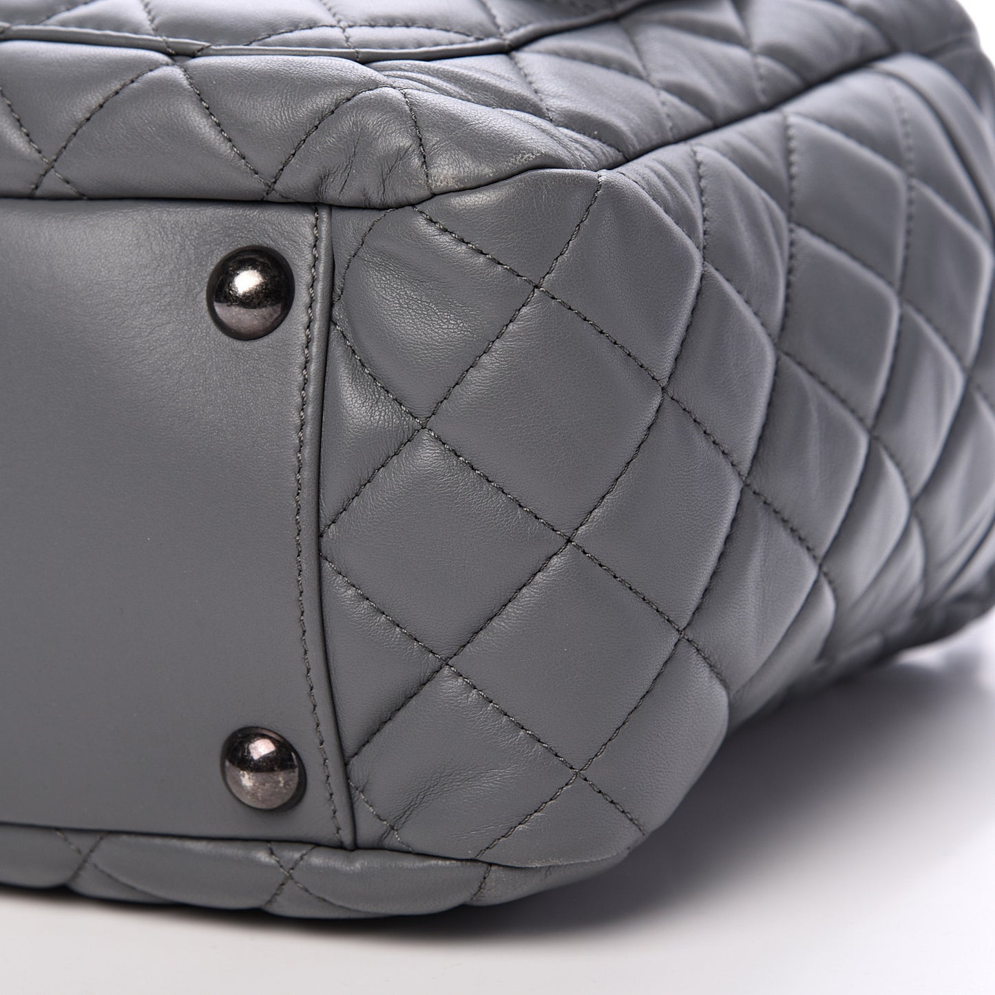 Lambskin Quilted Shoulder Bag Grey