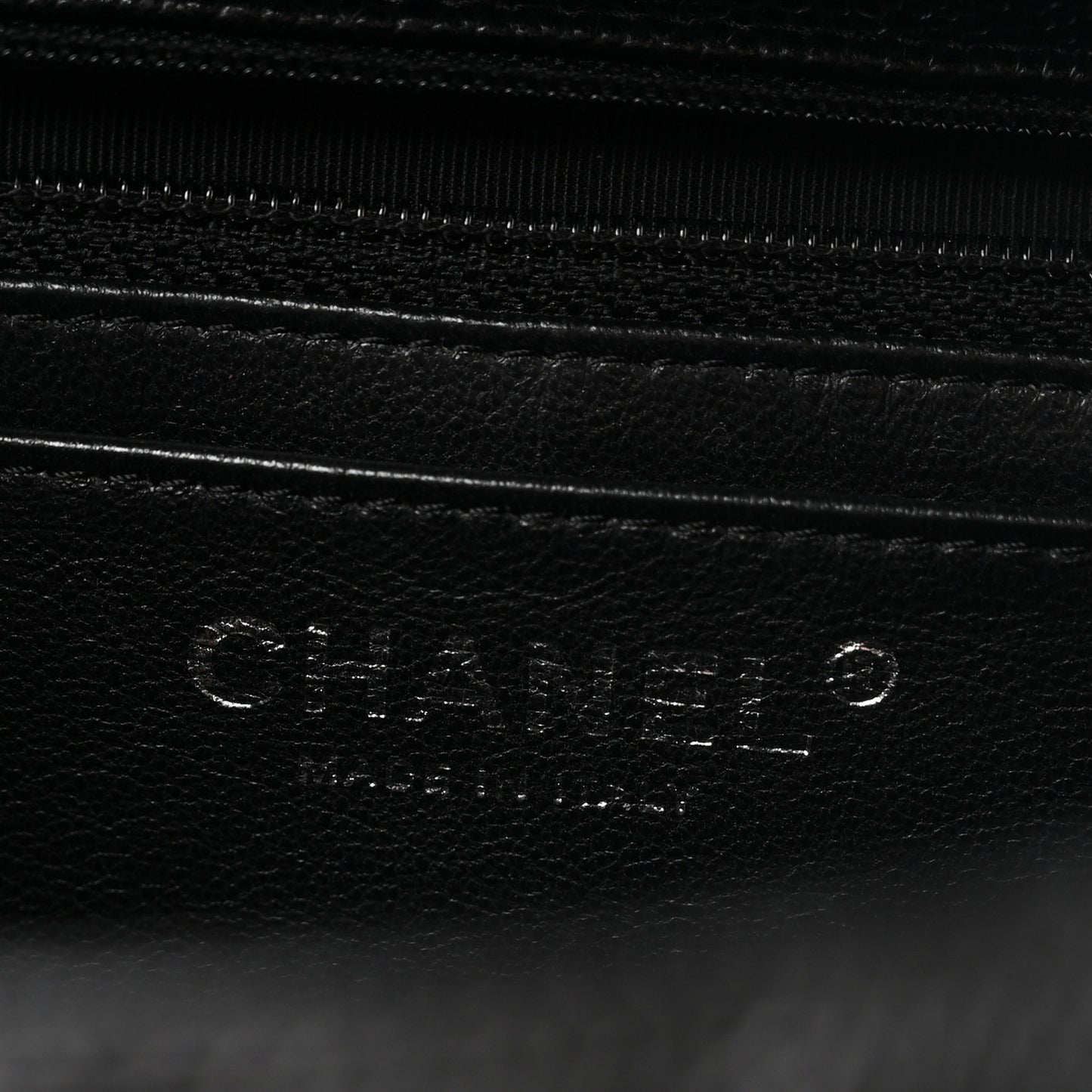 Caviar Quilted Jumbo Single Flap Black