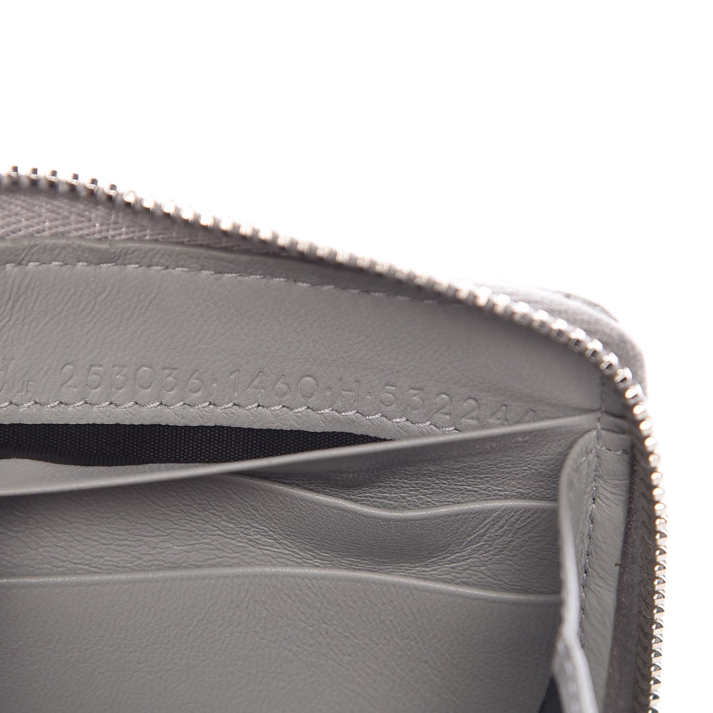 Matte Goatskin Rubber Covered Classic Hardware Continental Zip Around Wallet Gris Glace