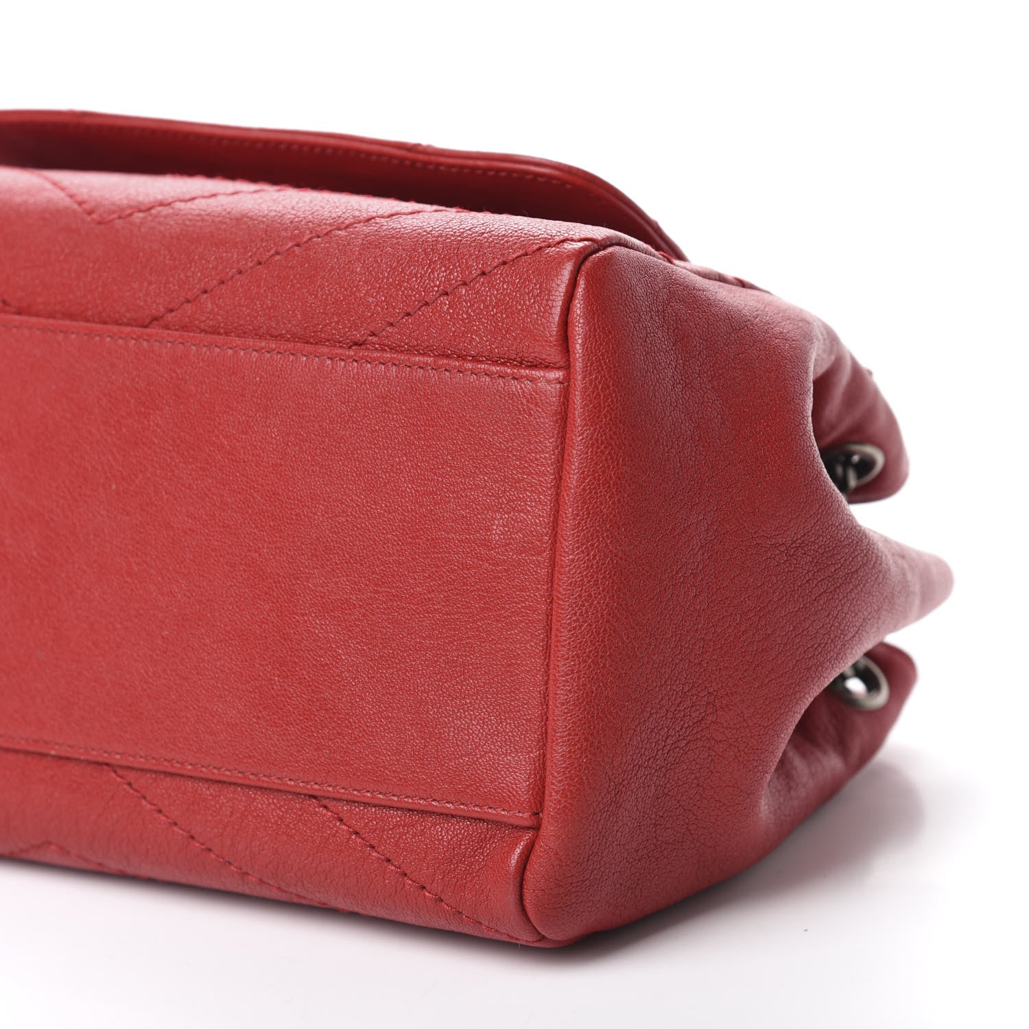 Saint Laurent Pebbled Lambskin Chevron Monogram Medium Nolita Red 7 of 10