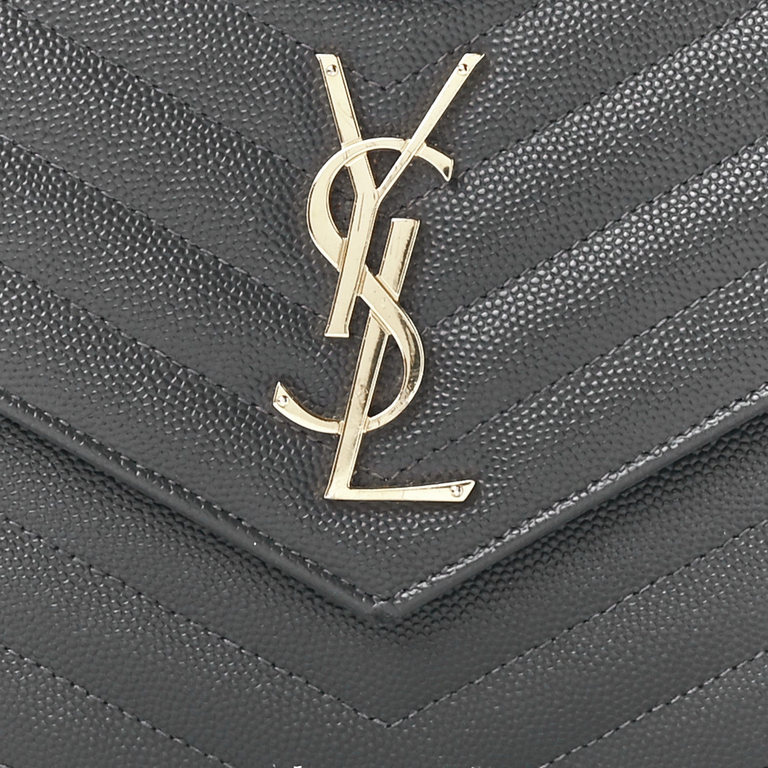 Saint Laurent Grain De Poudre Matelasse Chevron Monogram Chain Wallet Oyster Grey 7 of 11