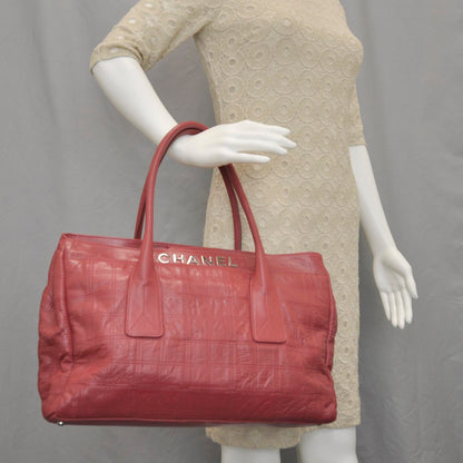 Chanel Square Stitched Lax Red 2 of 10