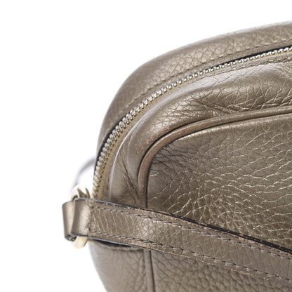 Gucci Metallic Pebbled Calfskin Small Soho Disco Bag Golden Beige 13 of 23