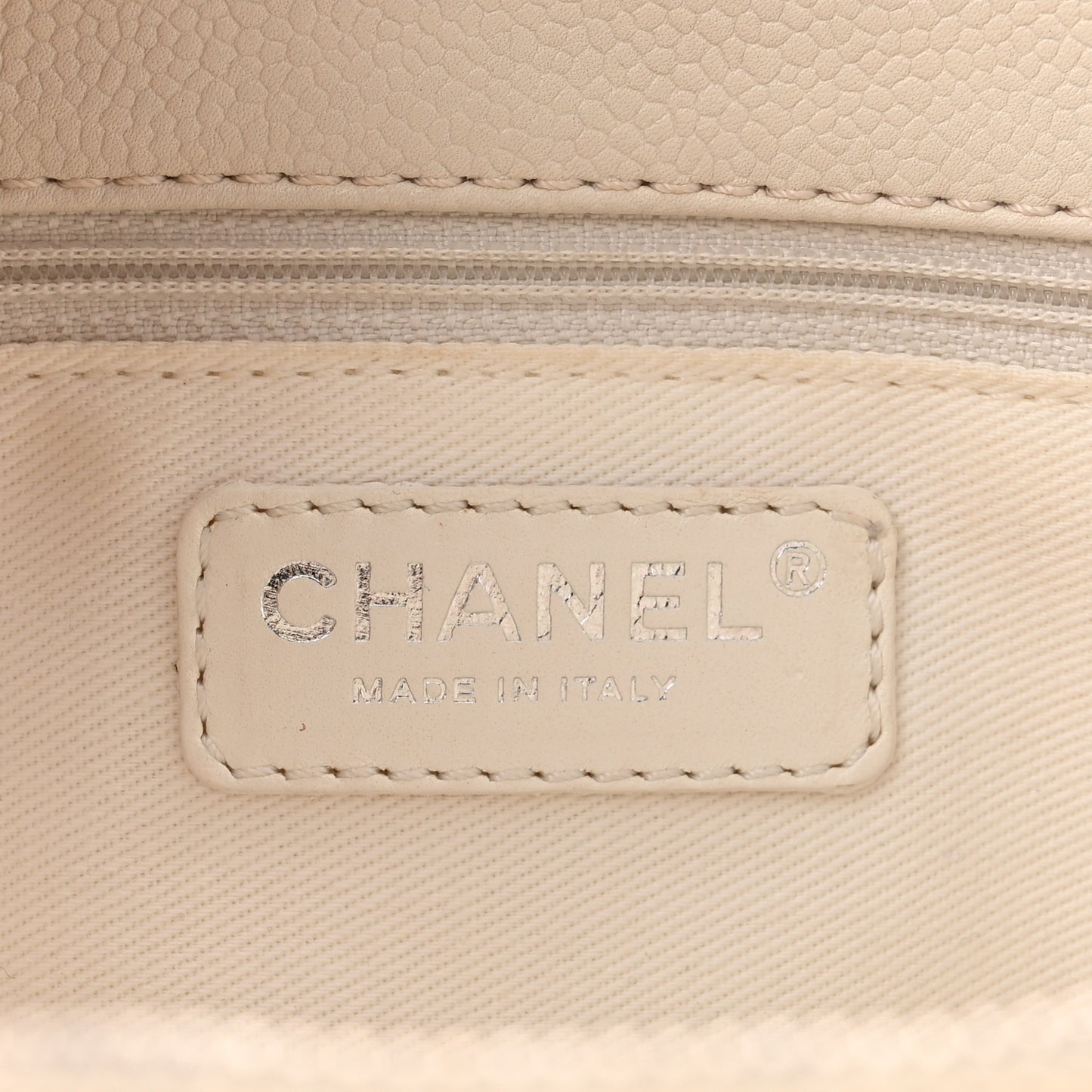 Caviar Quilted Grand Shopping Tote GST White