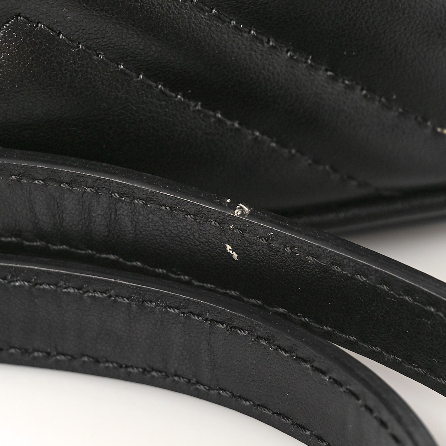Calfskin Matelasse Monochrome Mini GG Marmont Chain Shoulder Bag Black
