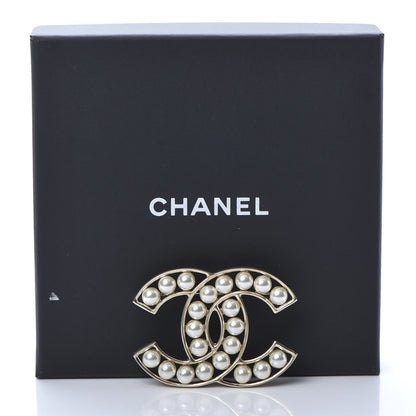 Chanel Pearl CC Brooch Light Gold 5 of 5