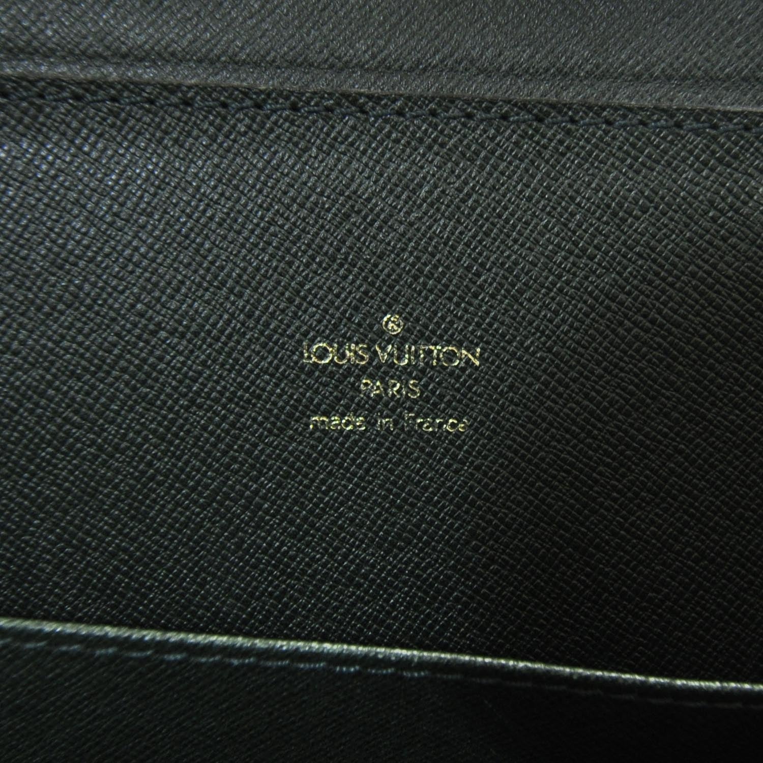 Louis Vuitton Taiga Lozan Briefcase Dark Green 8 of 8