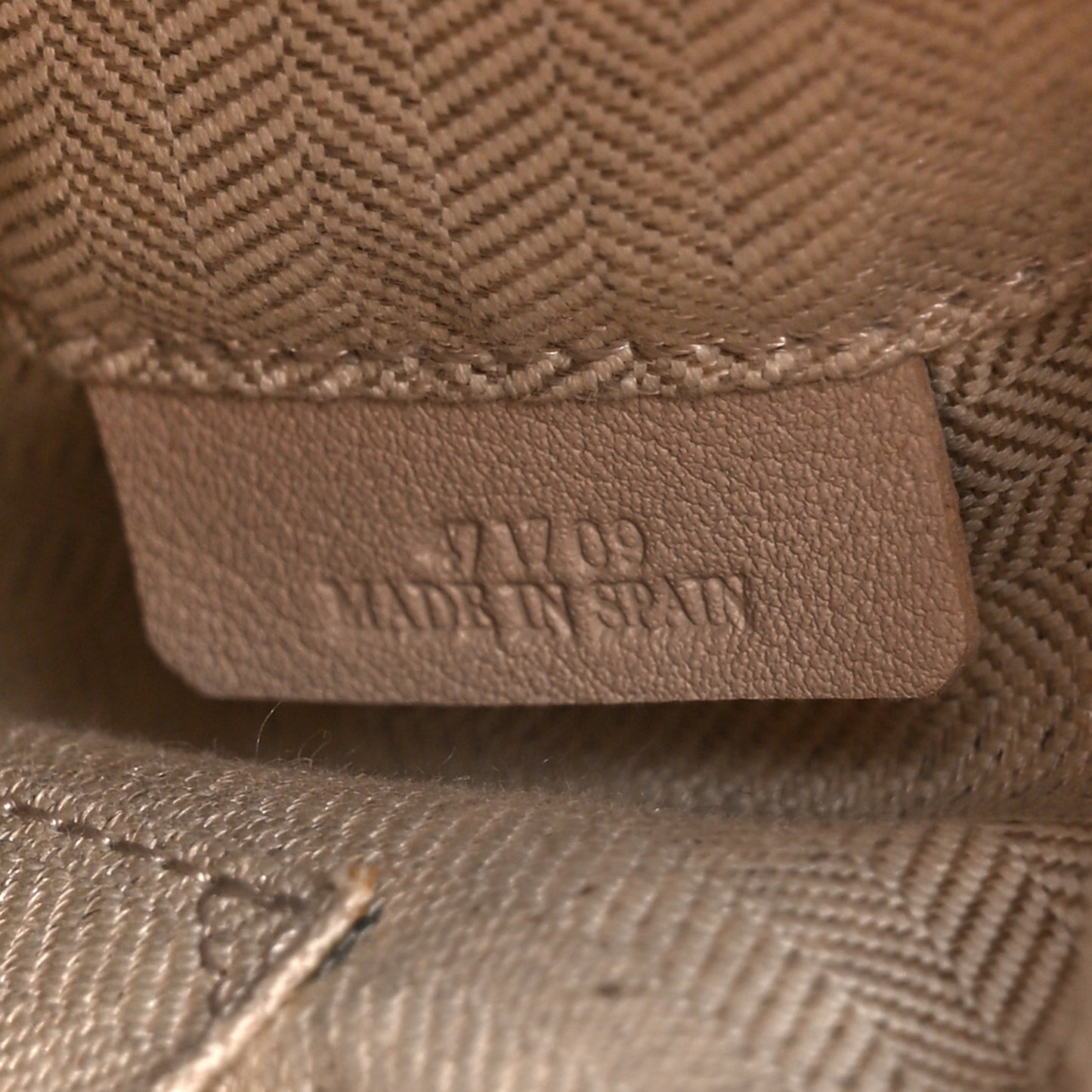 Calfskin Medium Puzzle Bag Tan