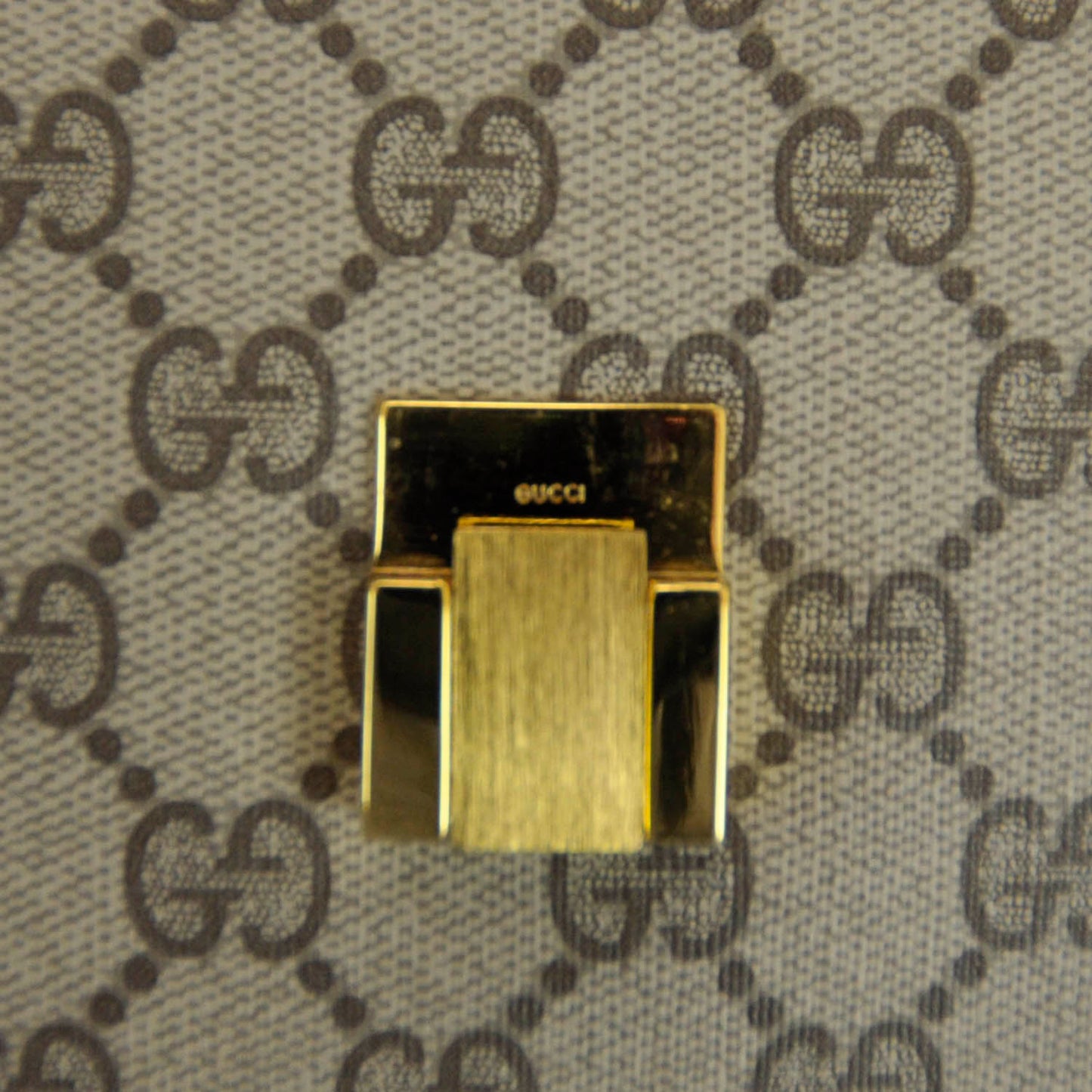 GG Supreme Monogram Clutch w Wallet