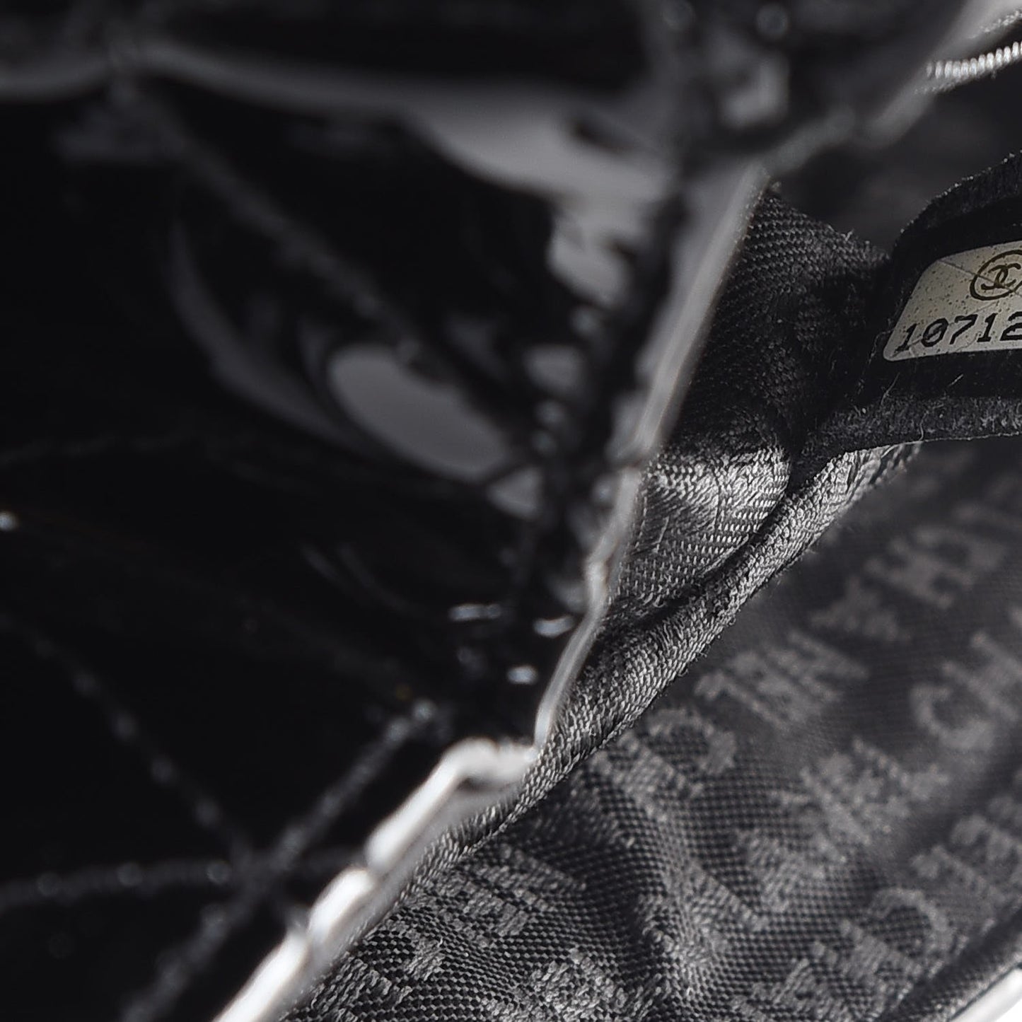 Patent Quilted Jumbo Diagonal CC Flap Black