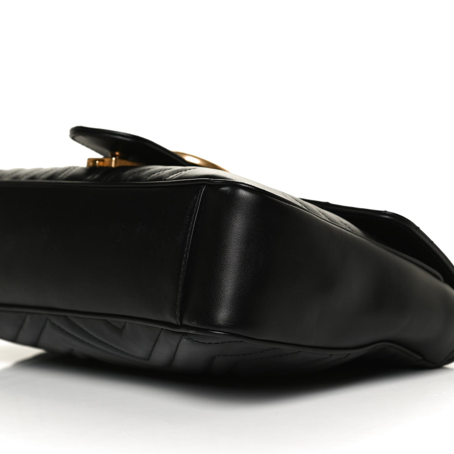 Calfskin Matelasse Medium GG Marmont Shoulder Bag Black