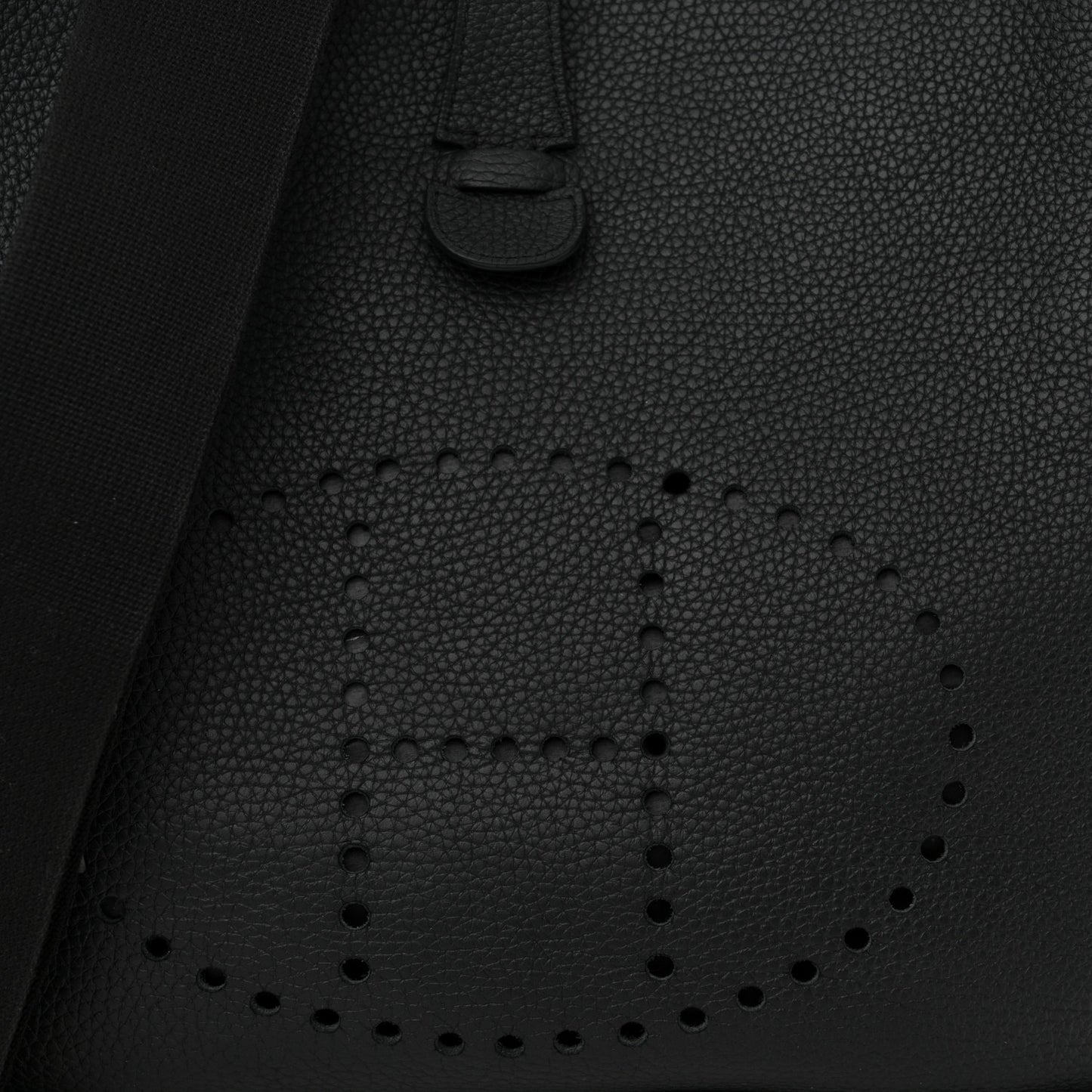 Taurillon Clemence Evelyne III GM Black