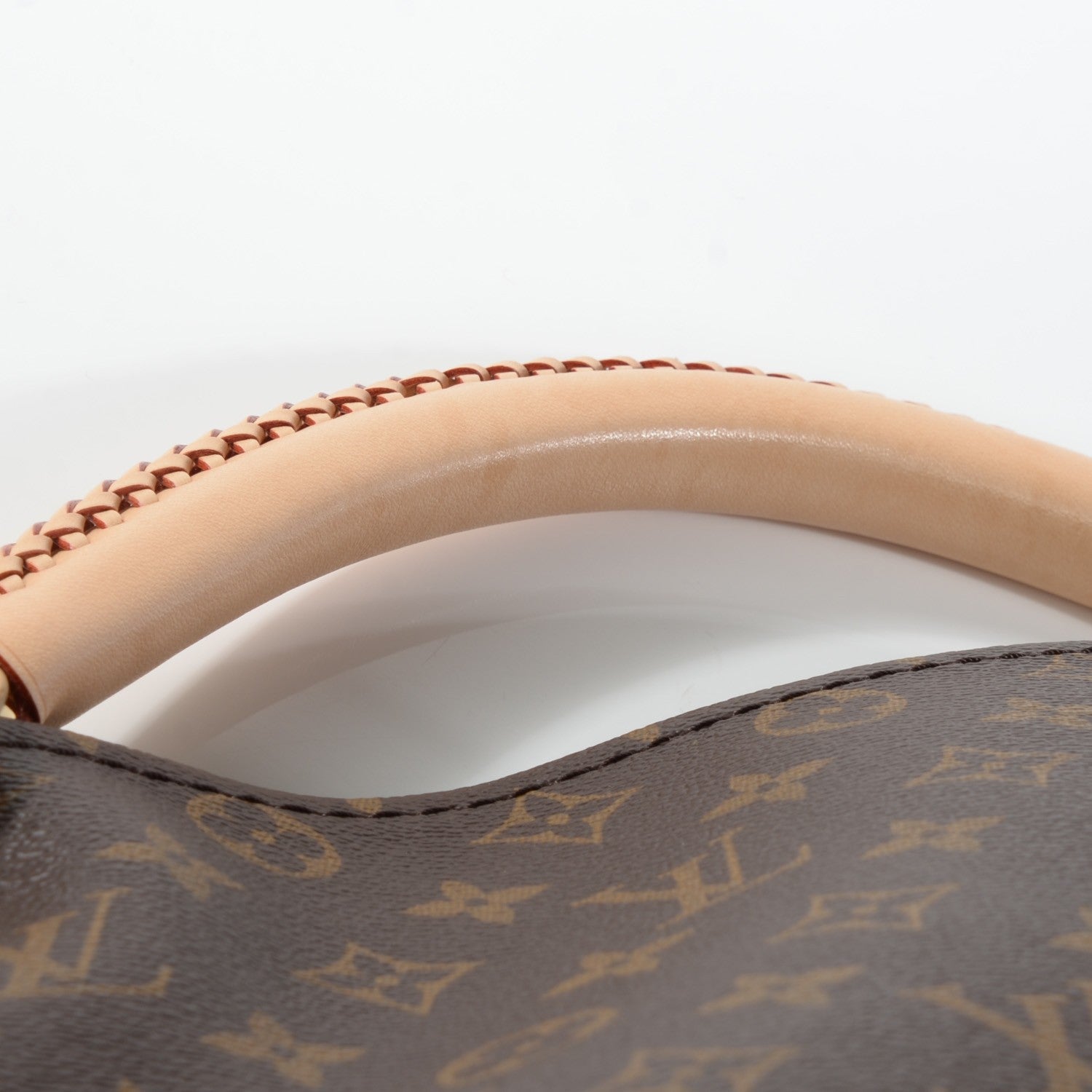 Louis Vuitton Monogram Artsy MM 9 of 9