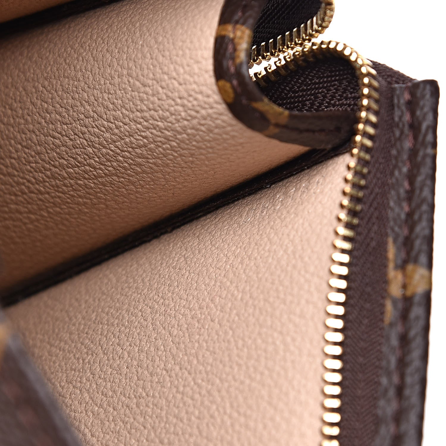 Louis Vuitton Monogram Toiletry Pouch 19 6 of 9