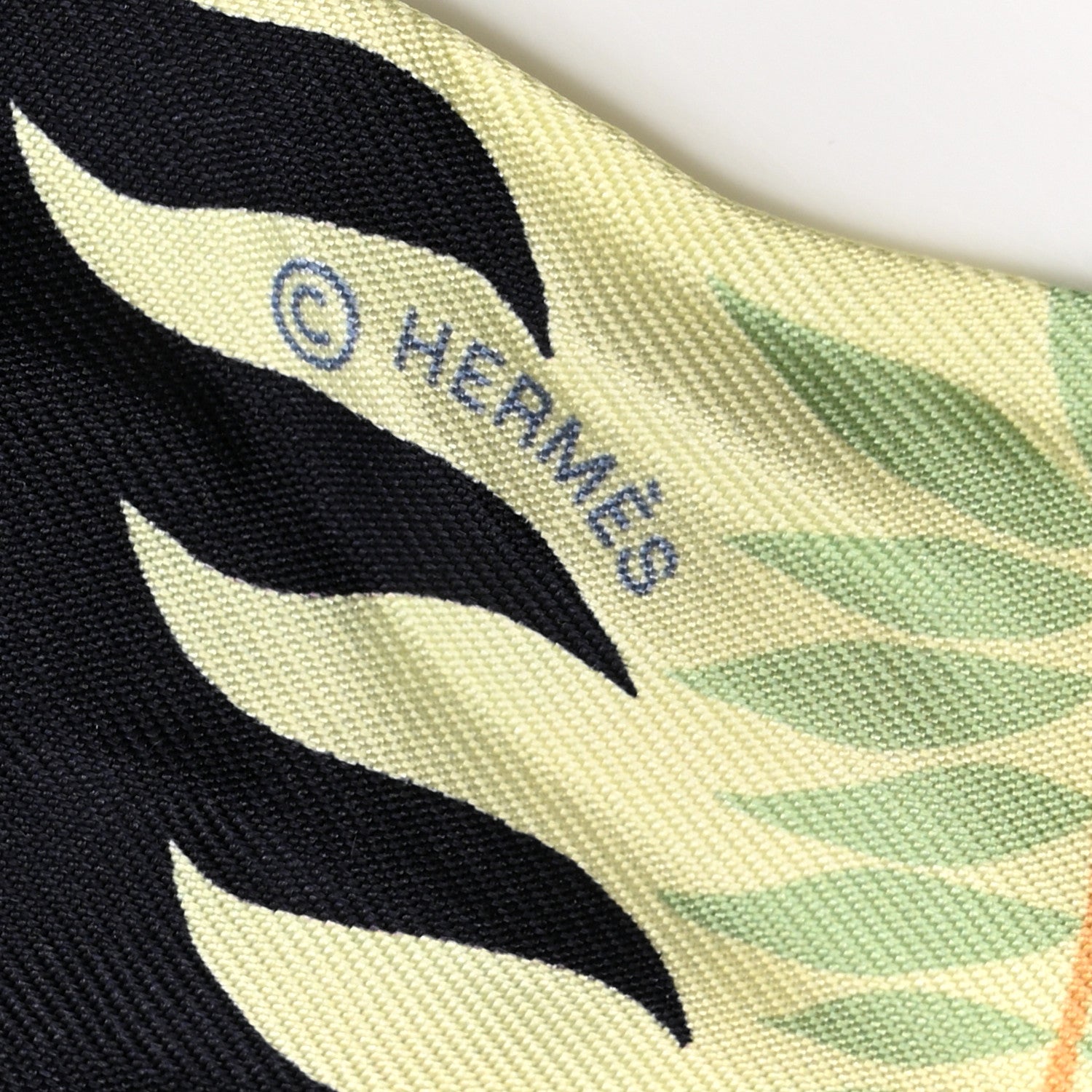 Hermes Silk Sous Le Charme D Orphee Twilly Bleu Black Jaune Soufre 4 of 4