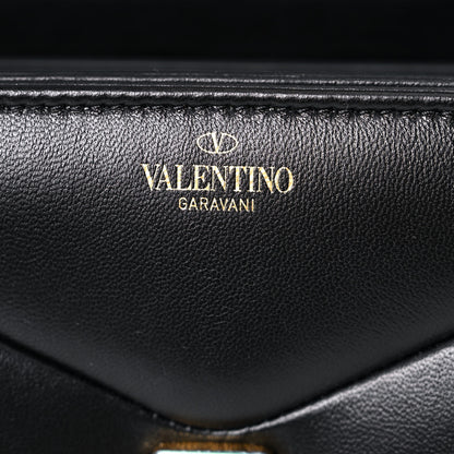 Valentino Garavani Nappa One Stud Chain Clutch Black 8 of 14