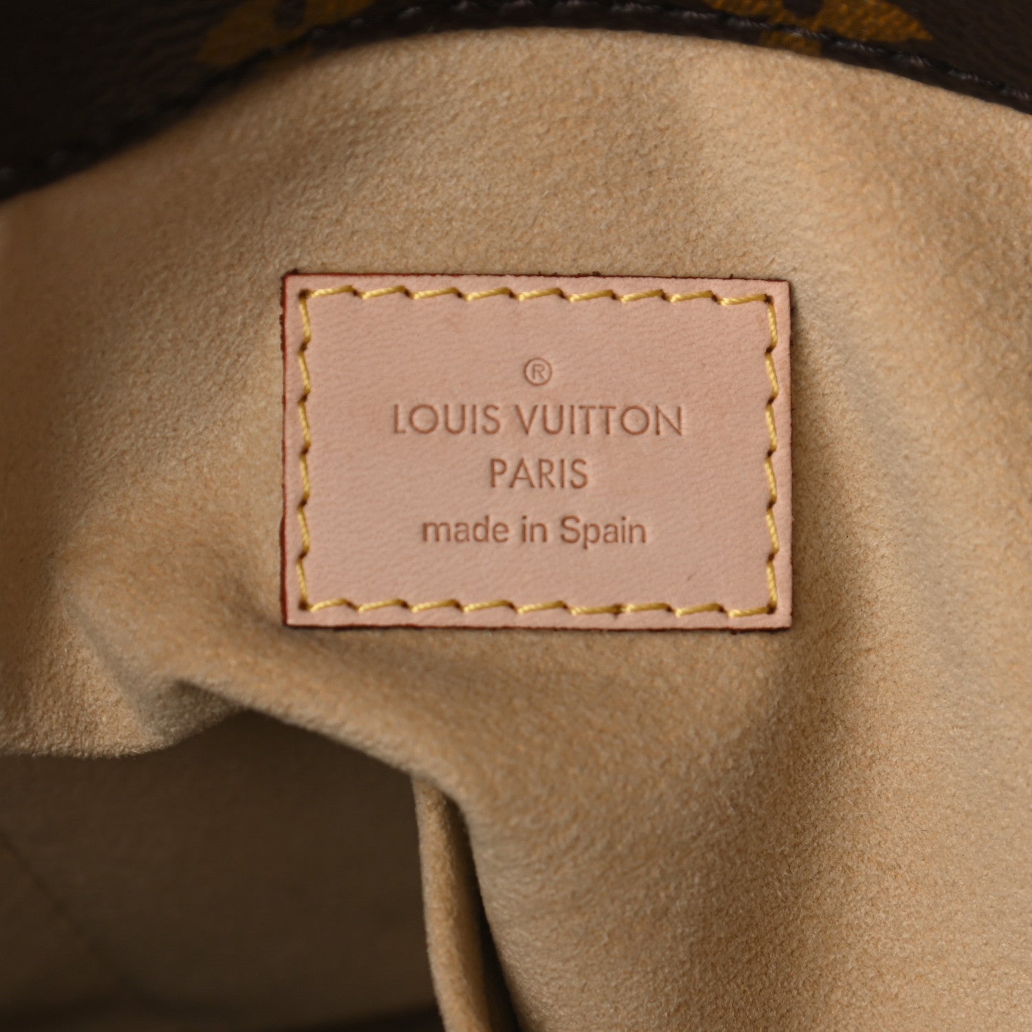 Louis Vuitton Monogram Artsy MM 6 of 9