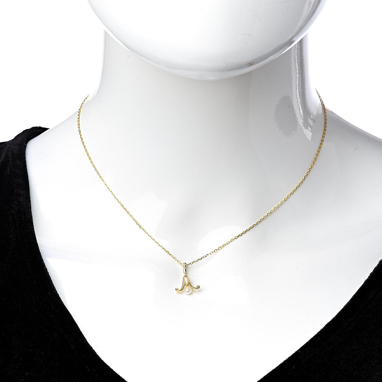 18K Yellow Gold Akoya Pearl 3mm Logo Pendant Necklace