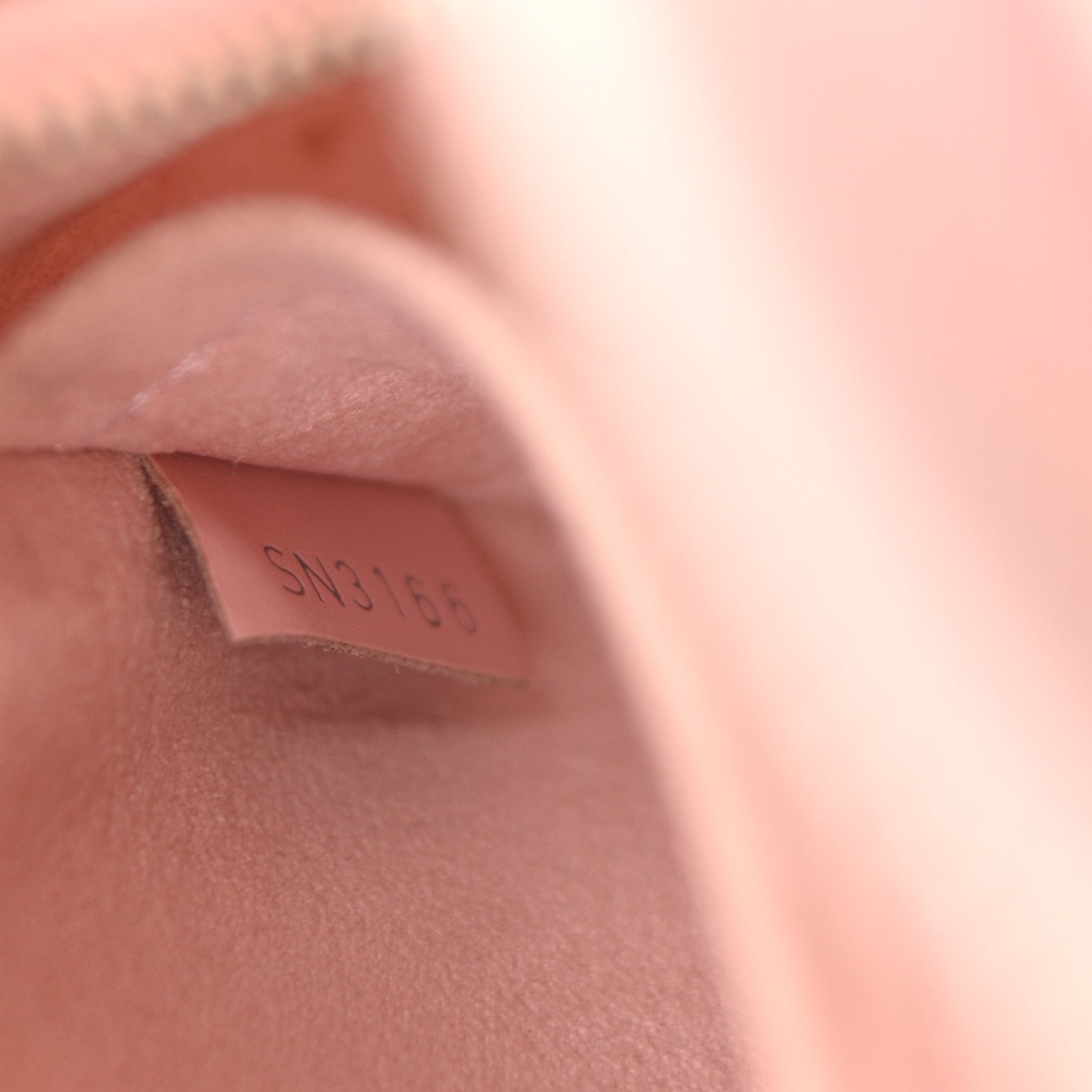 Louis Vuitton Epi Alma BB Rose Ballerine 7 of 15