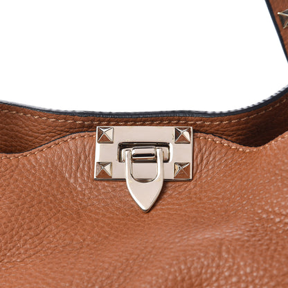 Valentino Garavani Pebbled Calfskin Medium Rockstud Tote Light Cuir 8 of 11