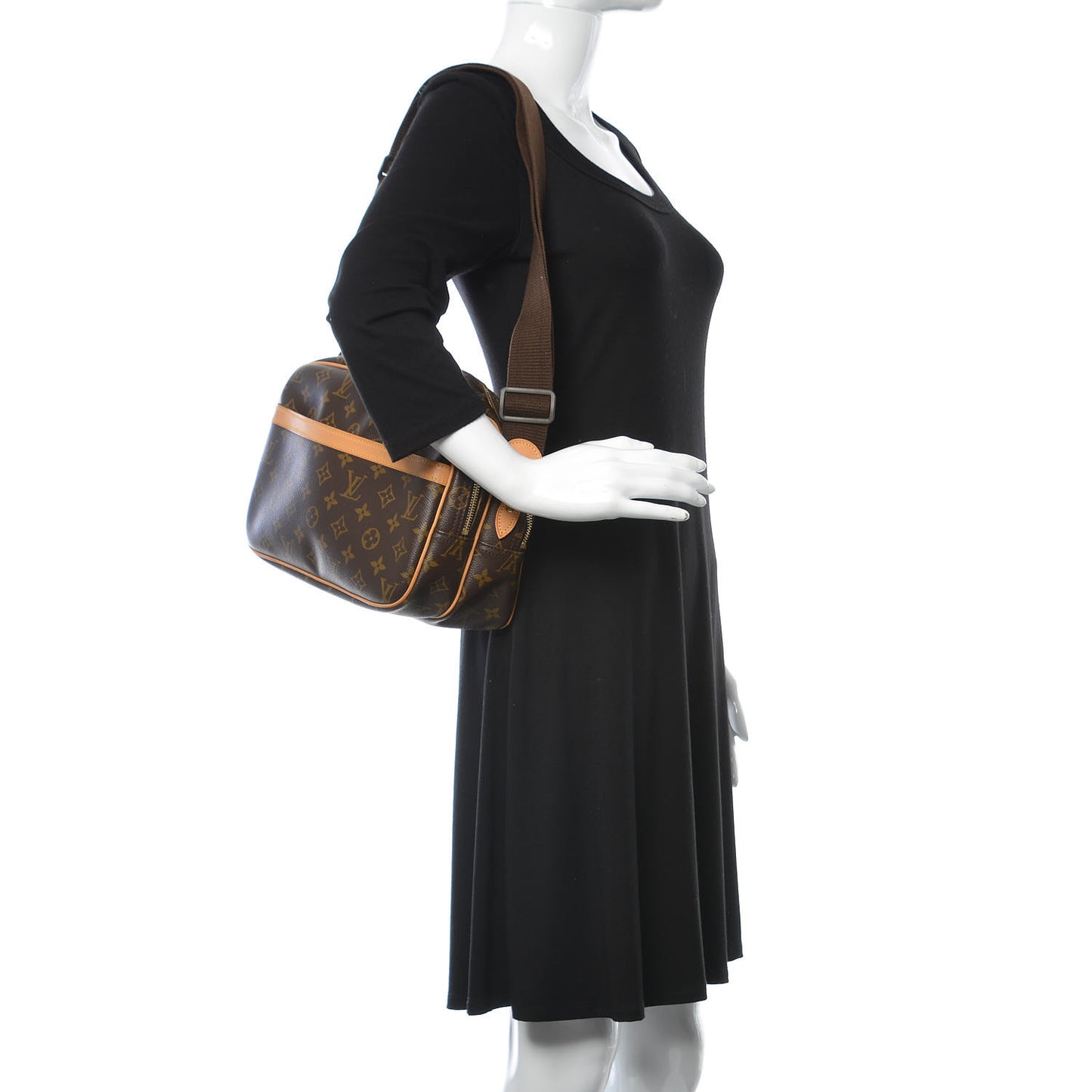 Monogram Reporter PM