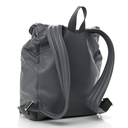 Bottega Veneta Calfskin Beak Backpack Grau 3 of 16