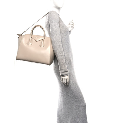 Givenchy Shiny Lord Calfskin Medium Antigona Sand 2 of 10