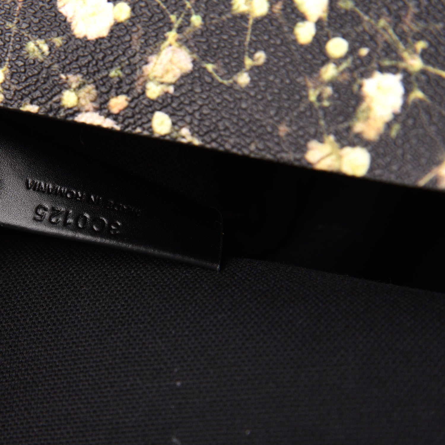 Givenchy Textured Coated Canvas Baby's Breath Print Large Antigona Tote 9 of 9