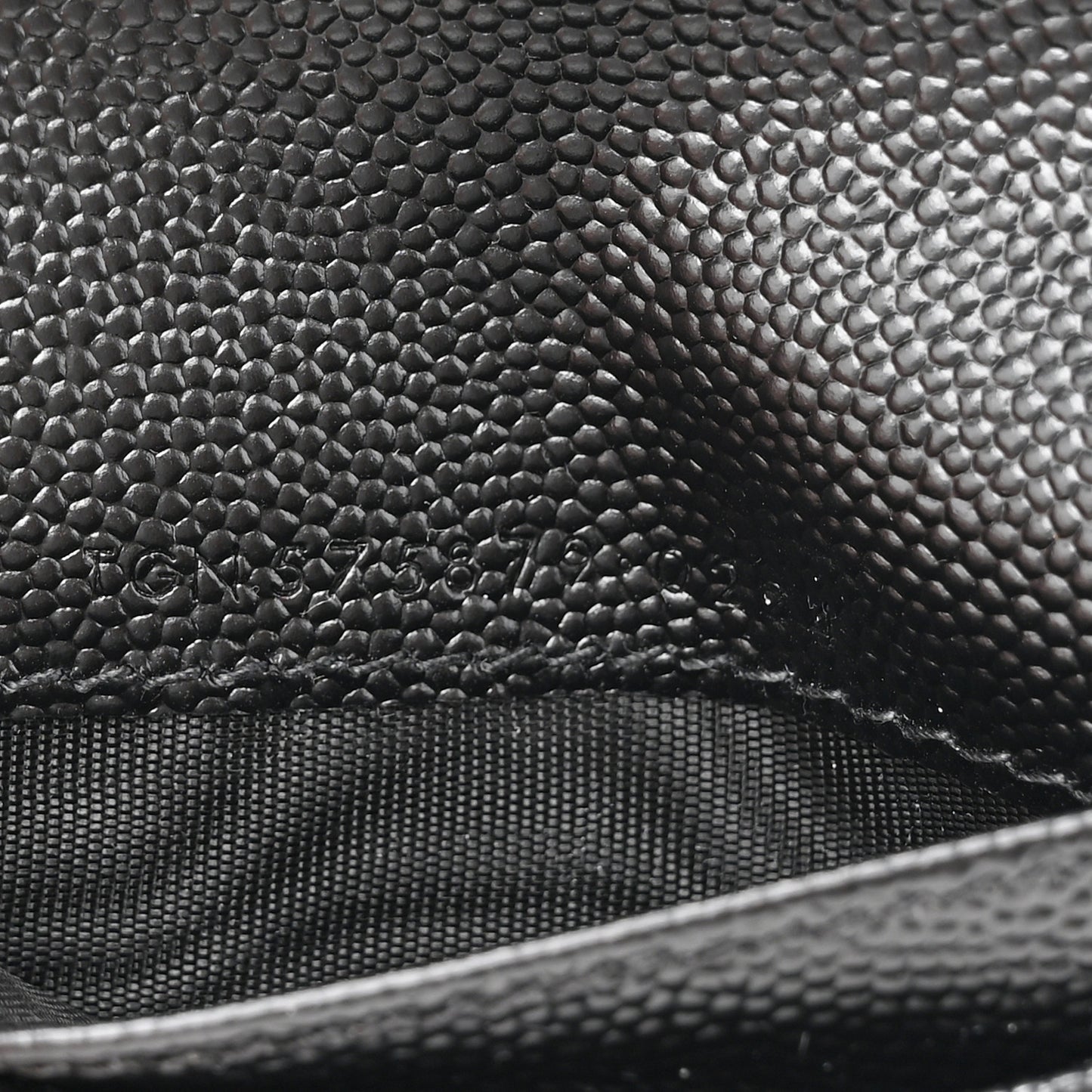 Grain De Poudre Matelasse Chevron Monogram Compact Wallet Black