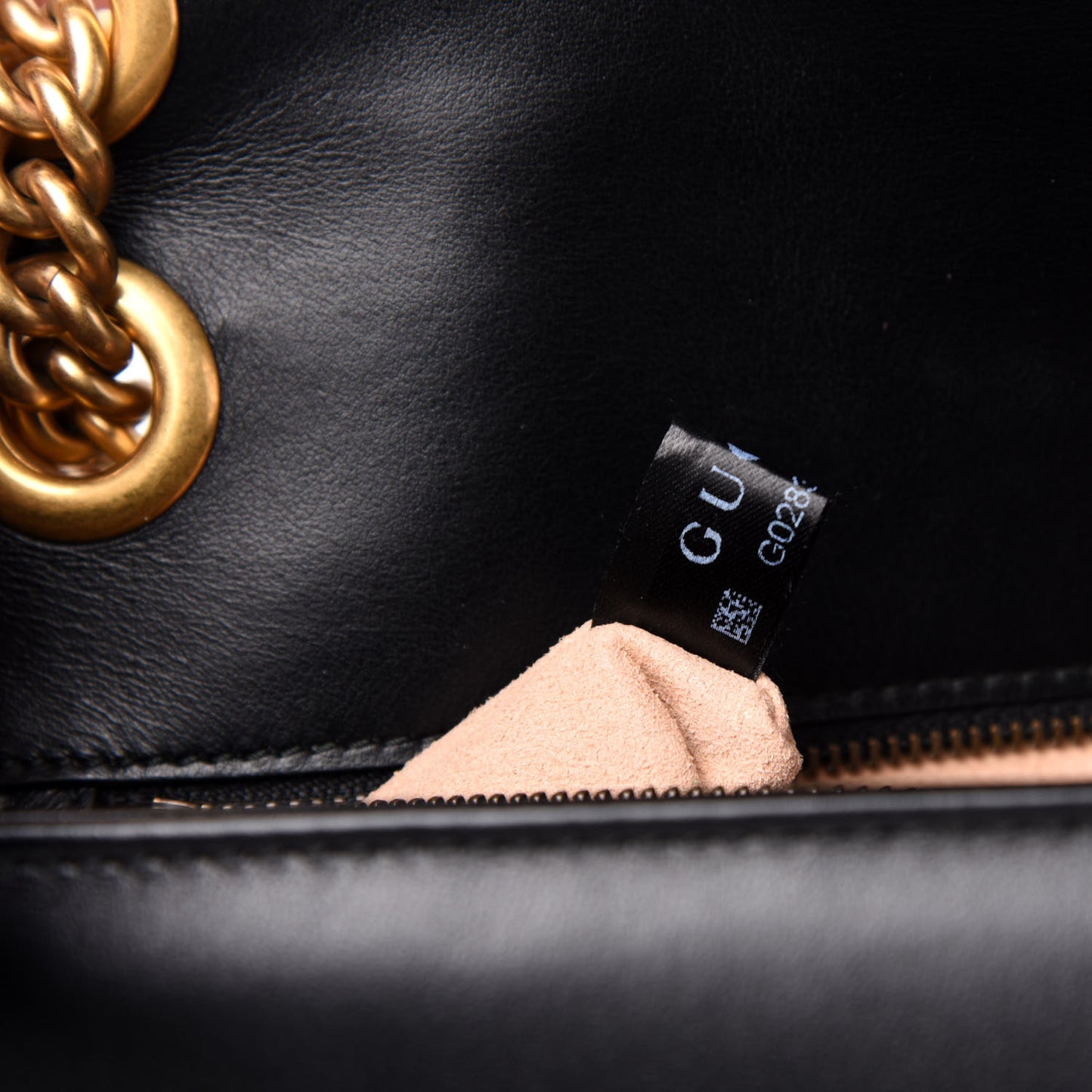 Calfskin Matelasse Small GG Marmont Shoulder Bag Black