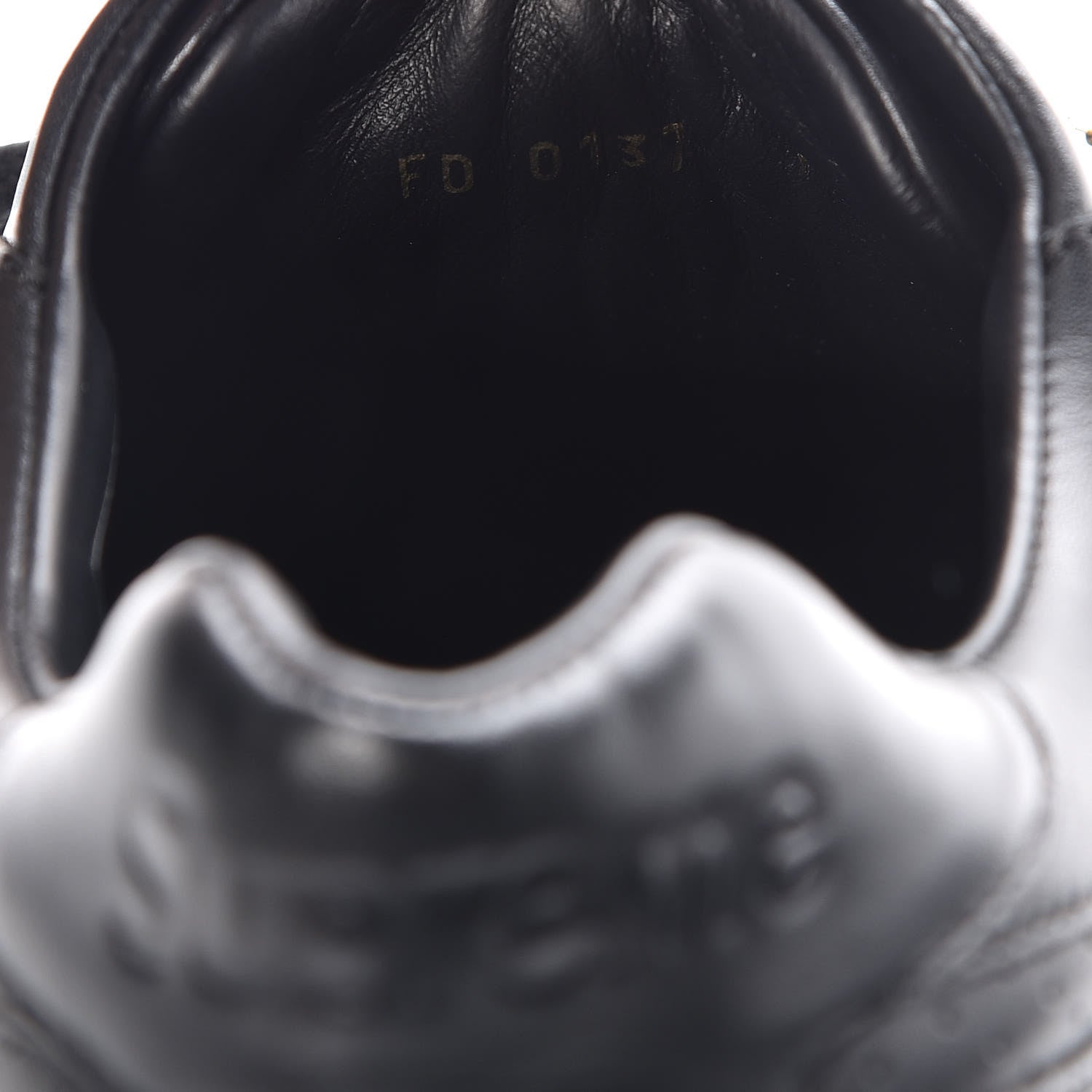 Louis Vuitton X SUPREME Calfskin Run Away Sneakers 7.5 Black 8 of 9