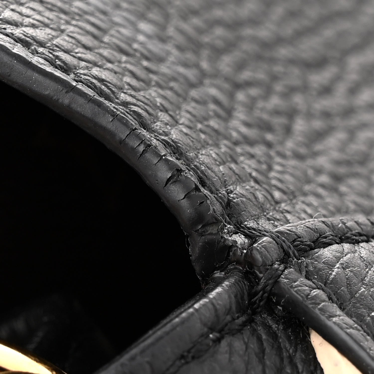 Louis Vuitton Monogram Double V Black 13 of 14