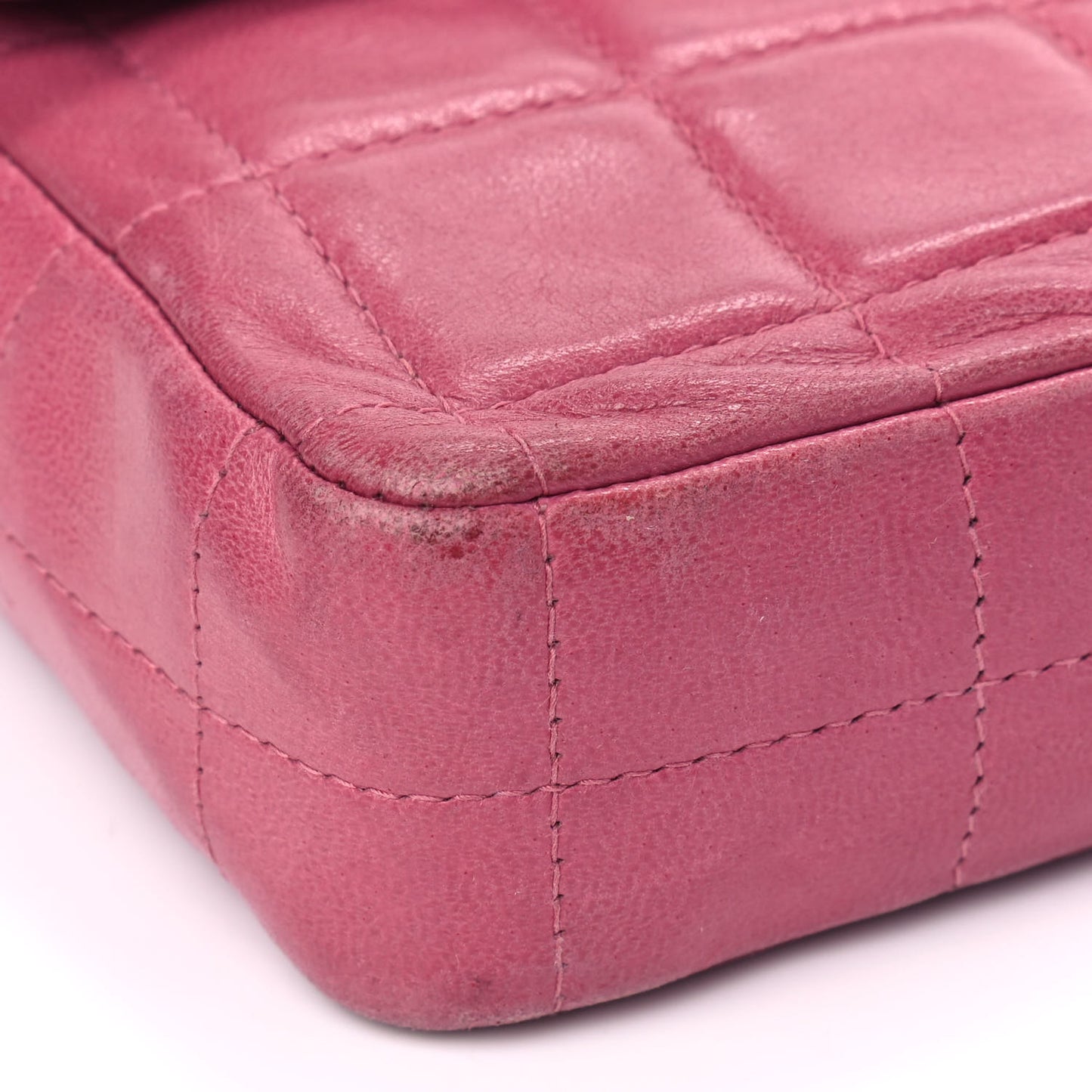 Lambskin East West Chocolate Bar Flap Pink