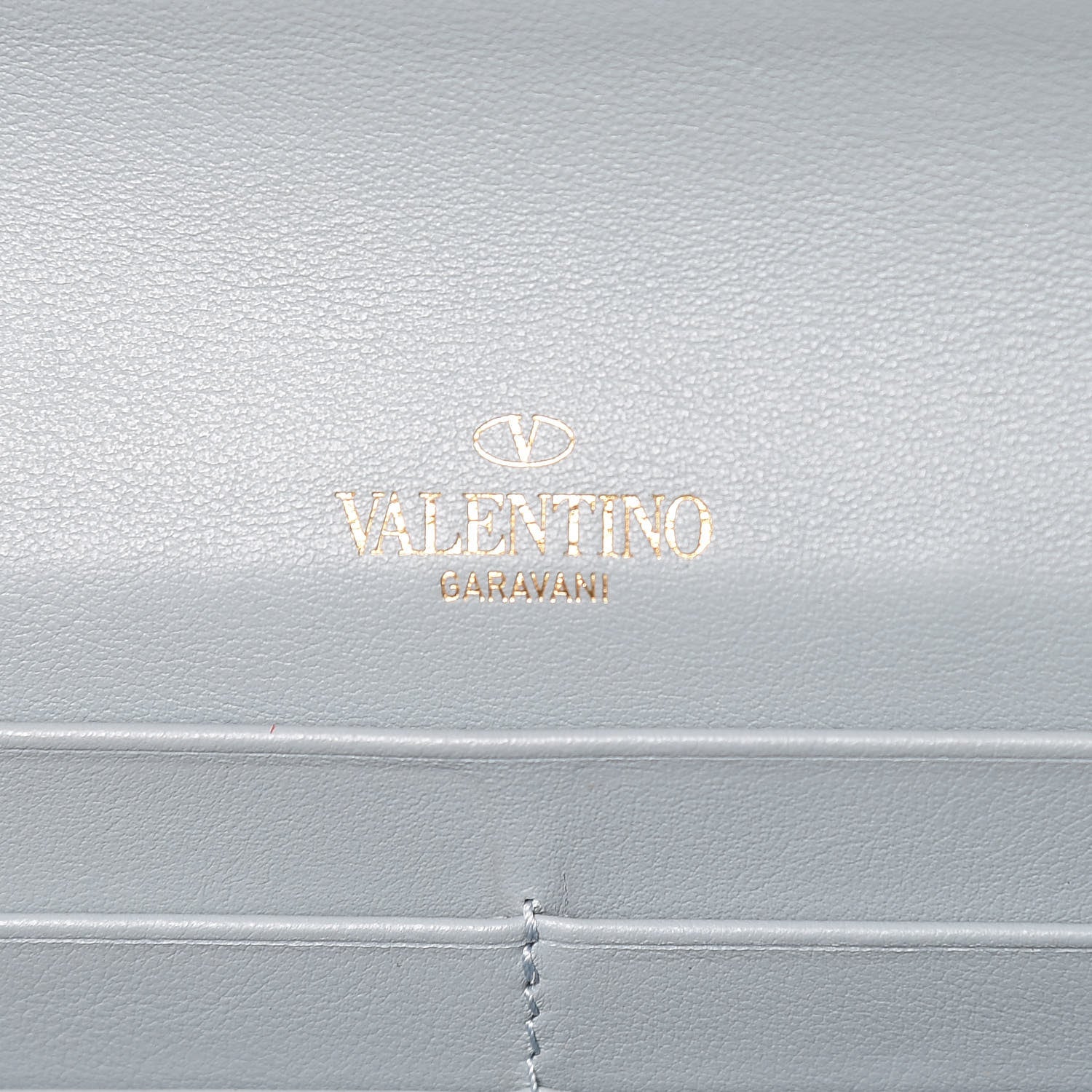 Valentino Garavani Vitello Small Rockstud Flap Wallet on Chain Nube 6 of 14