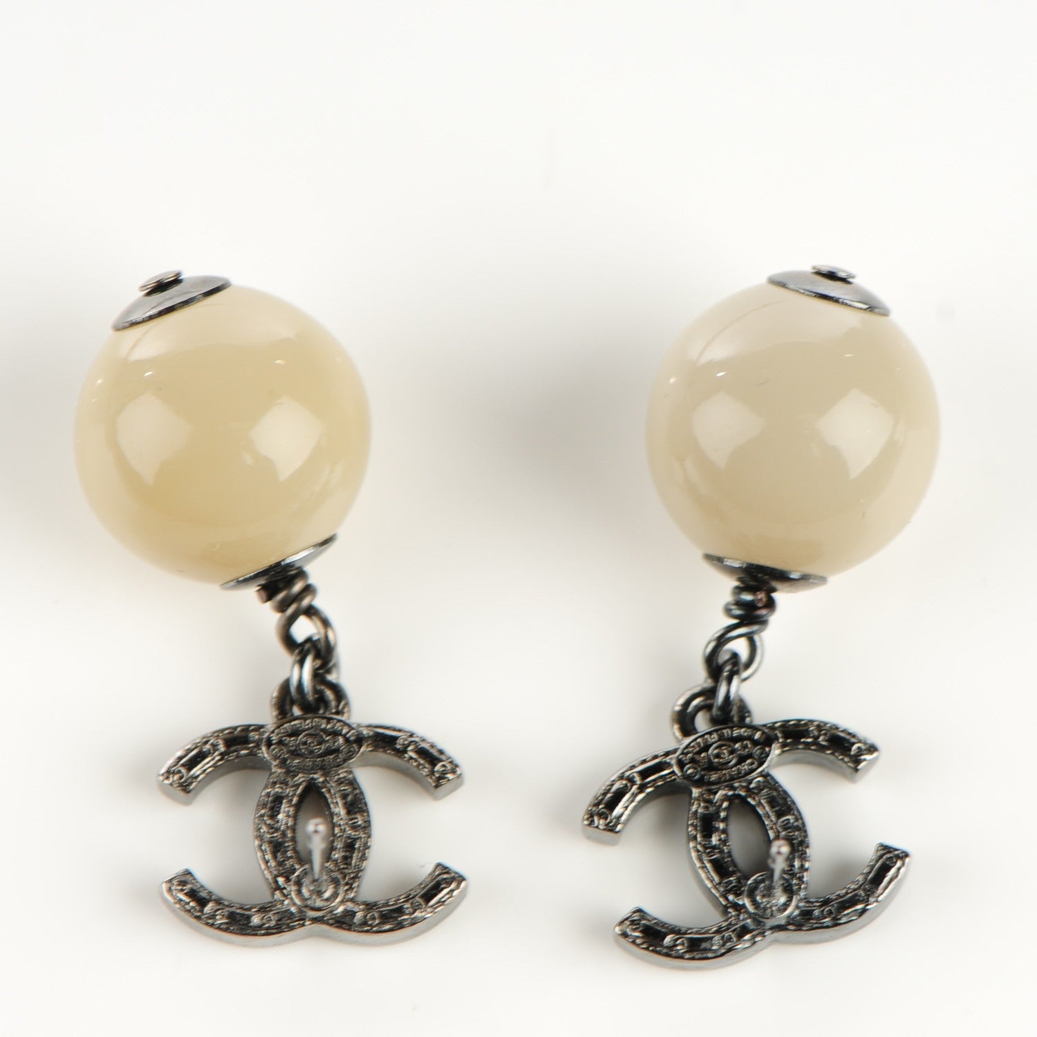Chanel Ruthenium CC Bead Drop Earrings 4 of 5