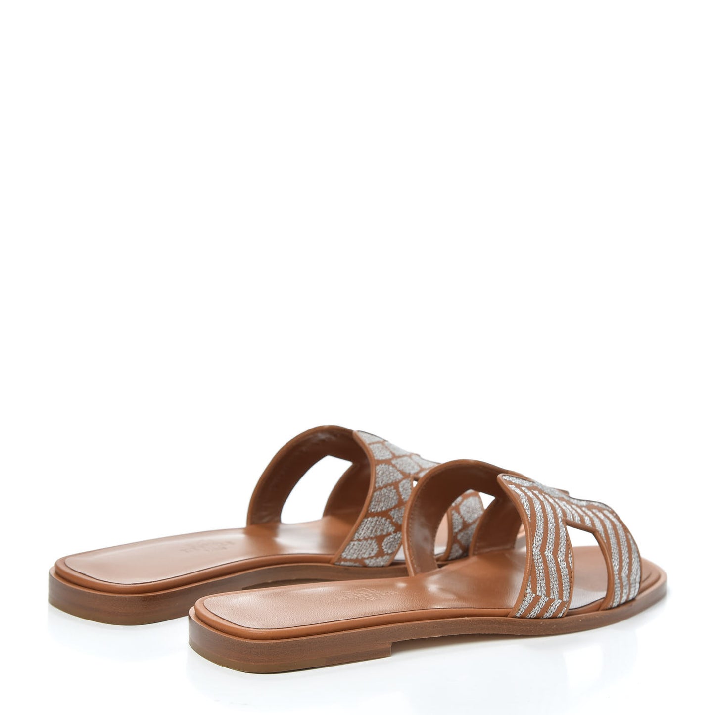 Embroidered Calfskin Oran Sandals 37.5 Naturel Gris Argente