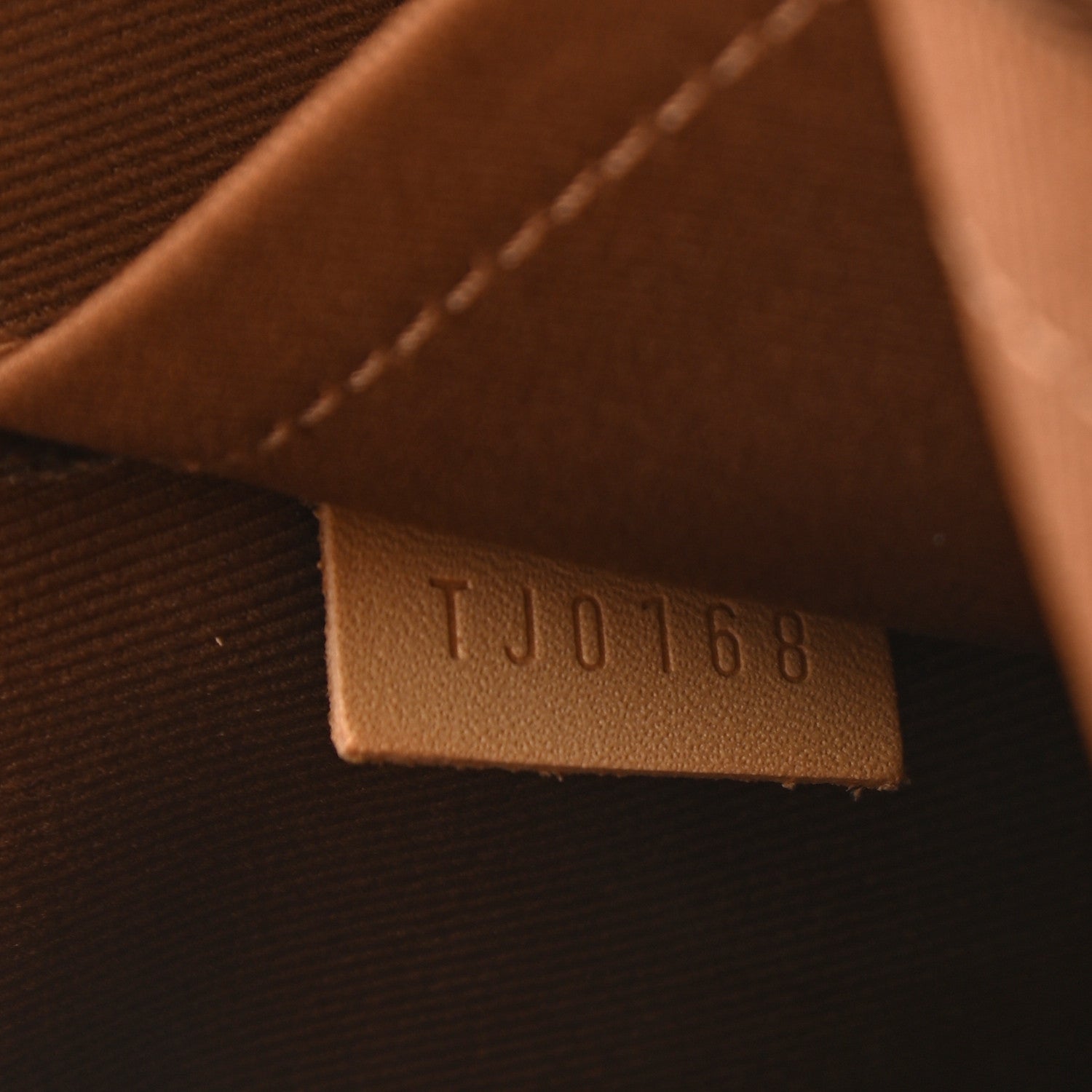 Louis Vuitton Monogram Etui Voyage MM Pouch 7 of 7