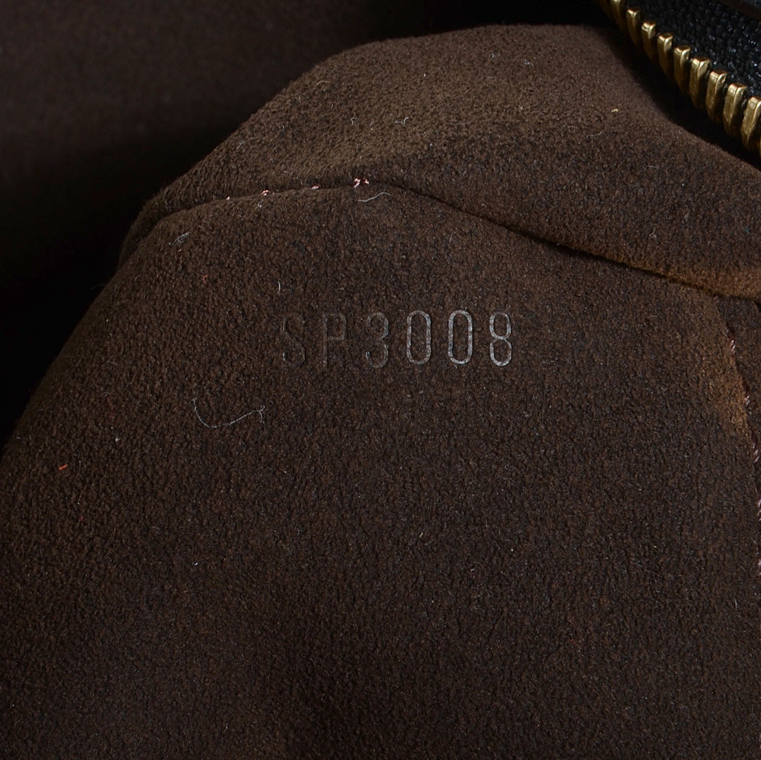 Louis Vuitton Mahina L Black 7 of 7