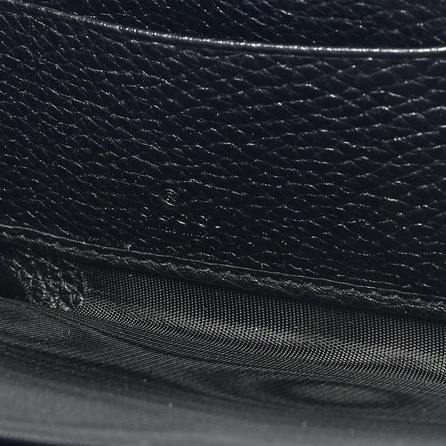 Pebbled Calfskin Dorian Zip Around Wallet Black