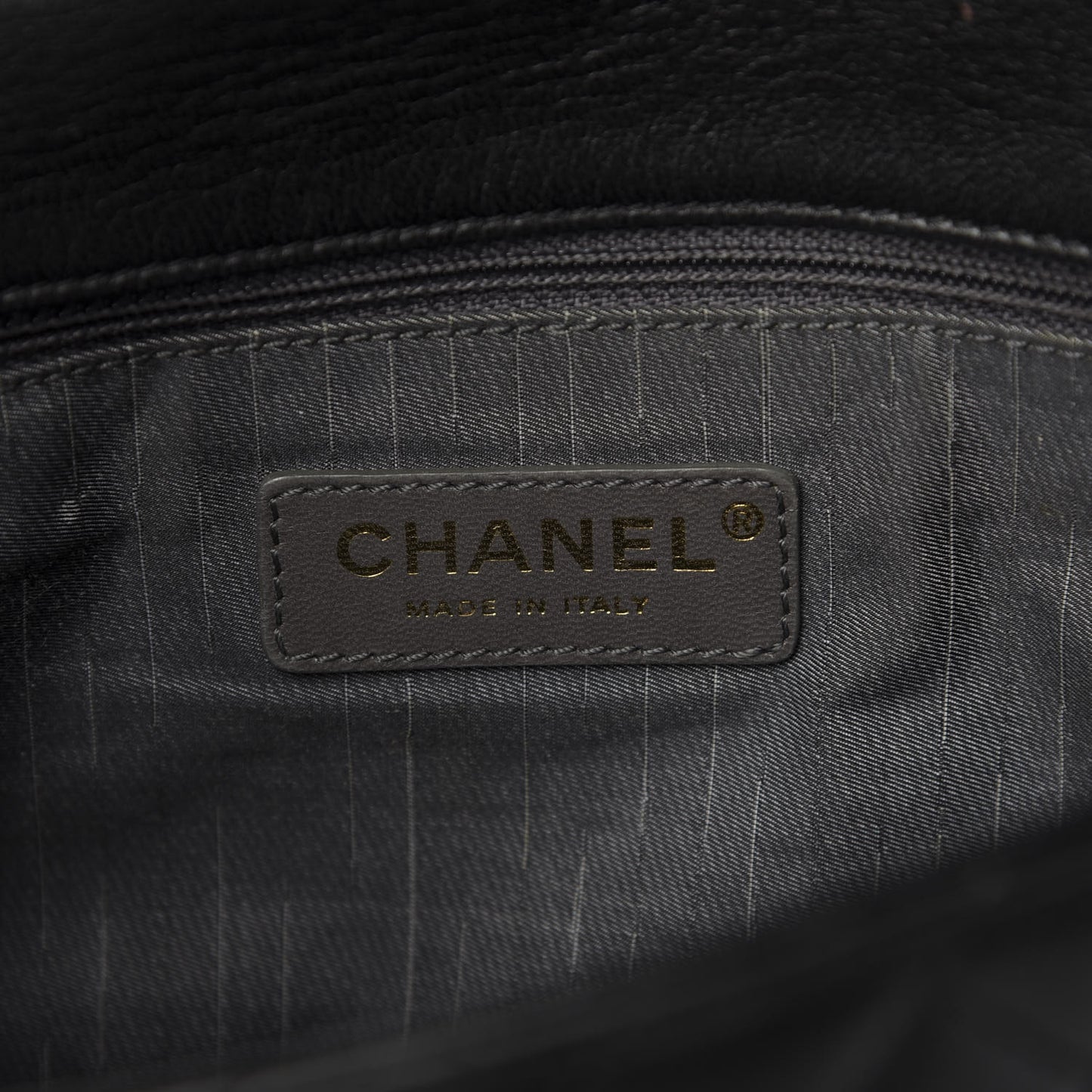 Lambskin Medium Westminster Pearl Flap Black
